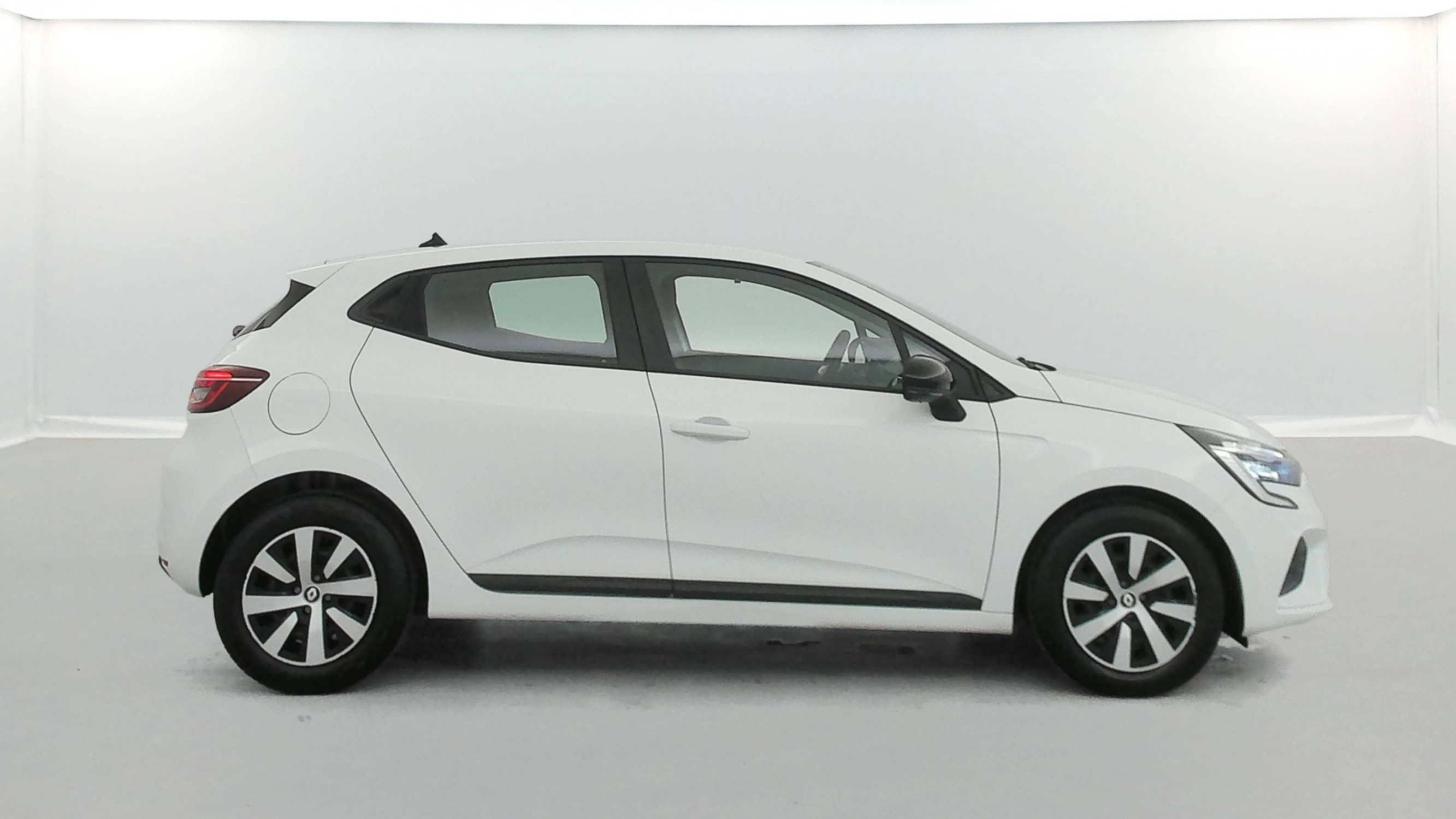 Vente en ligne Renault Clio 5 Clio TCe 90 au prix de 14 290 €