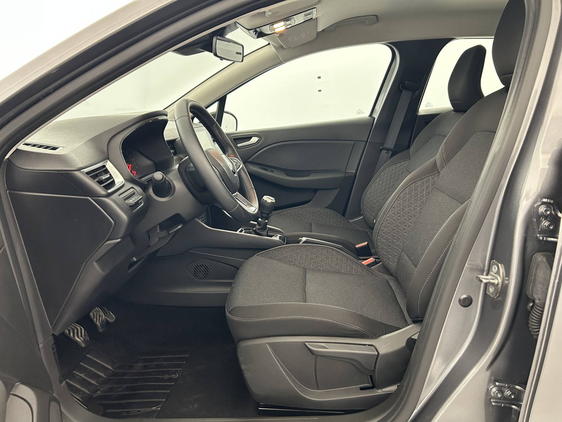 Vente en ligne Renault Clio 5 Clio TCe 90 au prix de 14 490 €