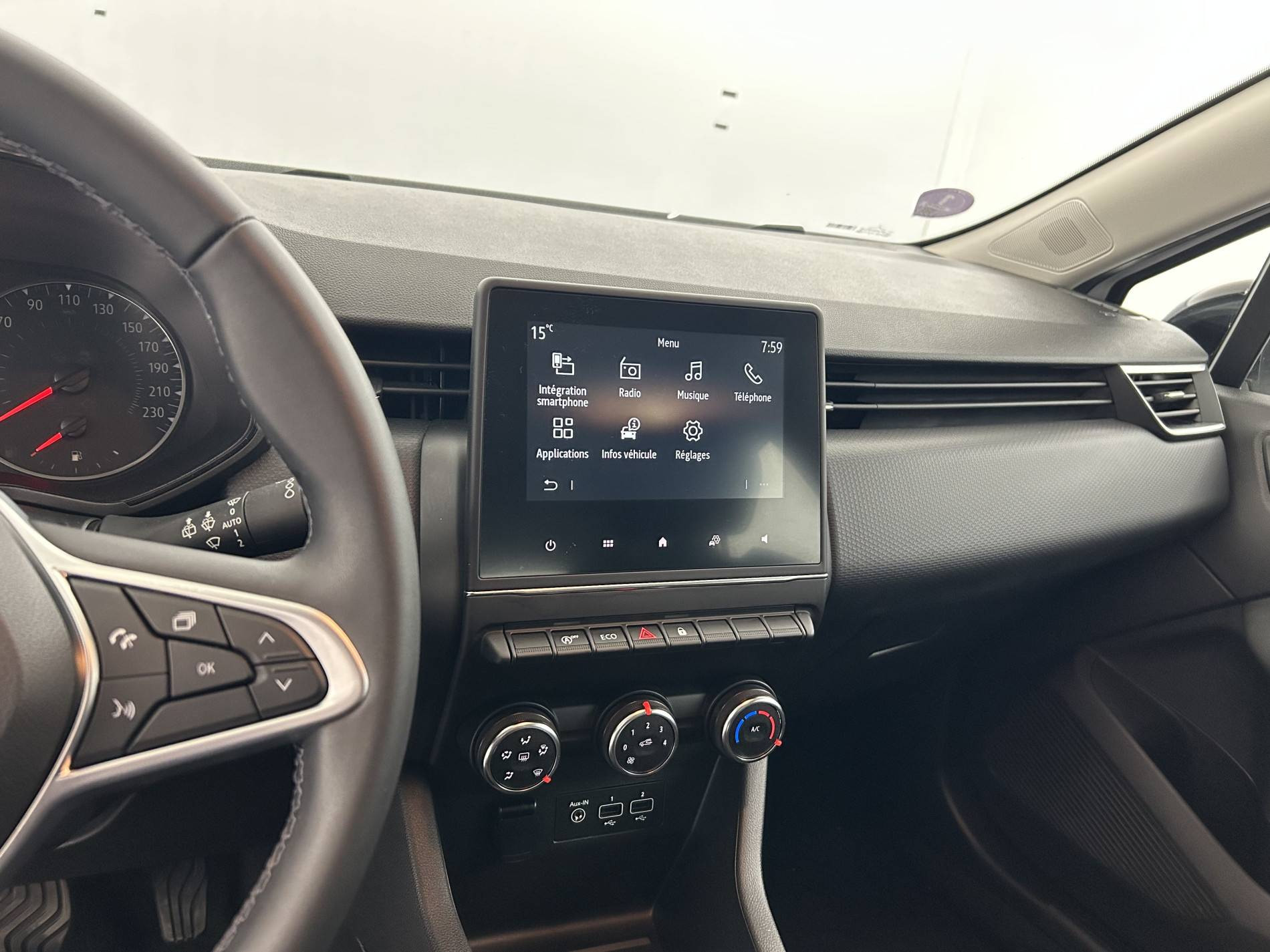 Vente en ligne Renault Clio 5 Clio TCe 90 au prix de 14 690 €