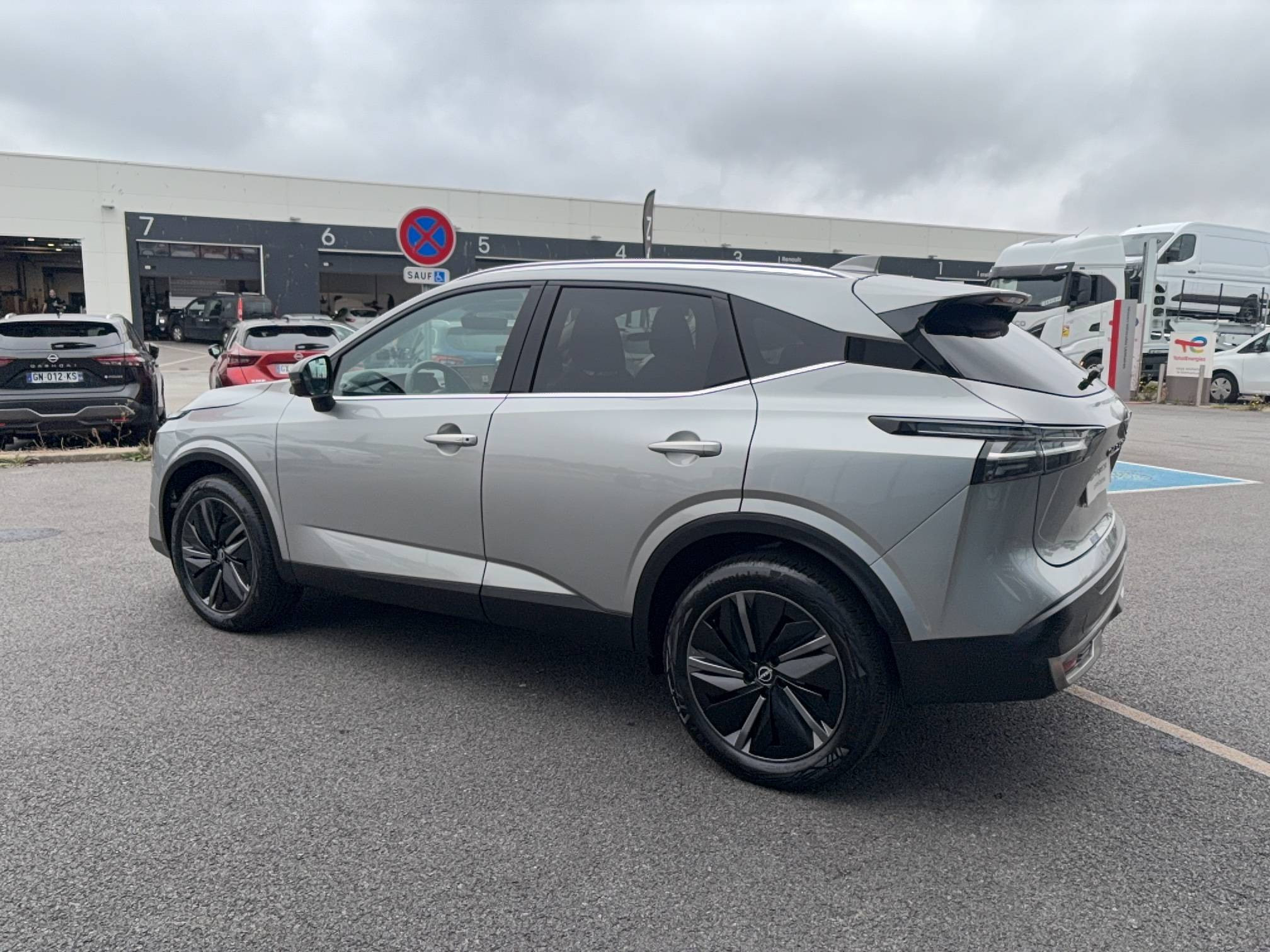 Vente en ligne Nissan Qashqai  Mild Hybrid 140 ch au prix de 23 990 €