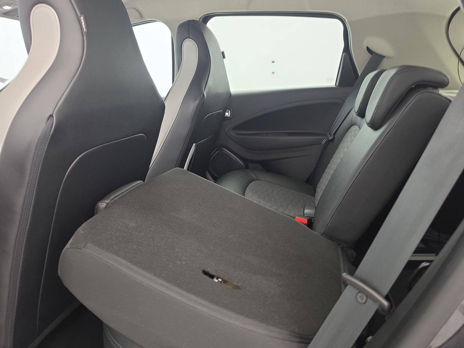 Vente en ligne Renault Zoé Zoe R135 - 22B au prix de 16 590 €