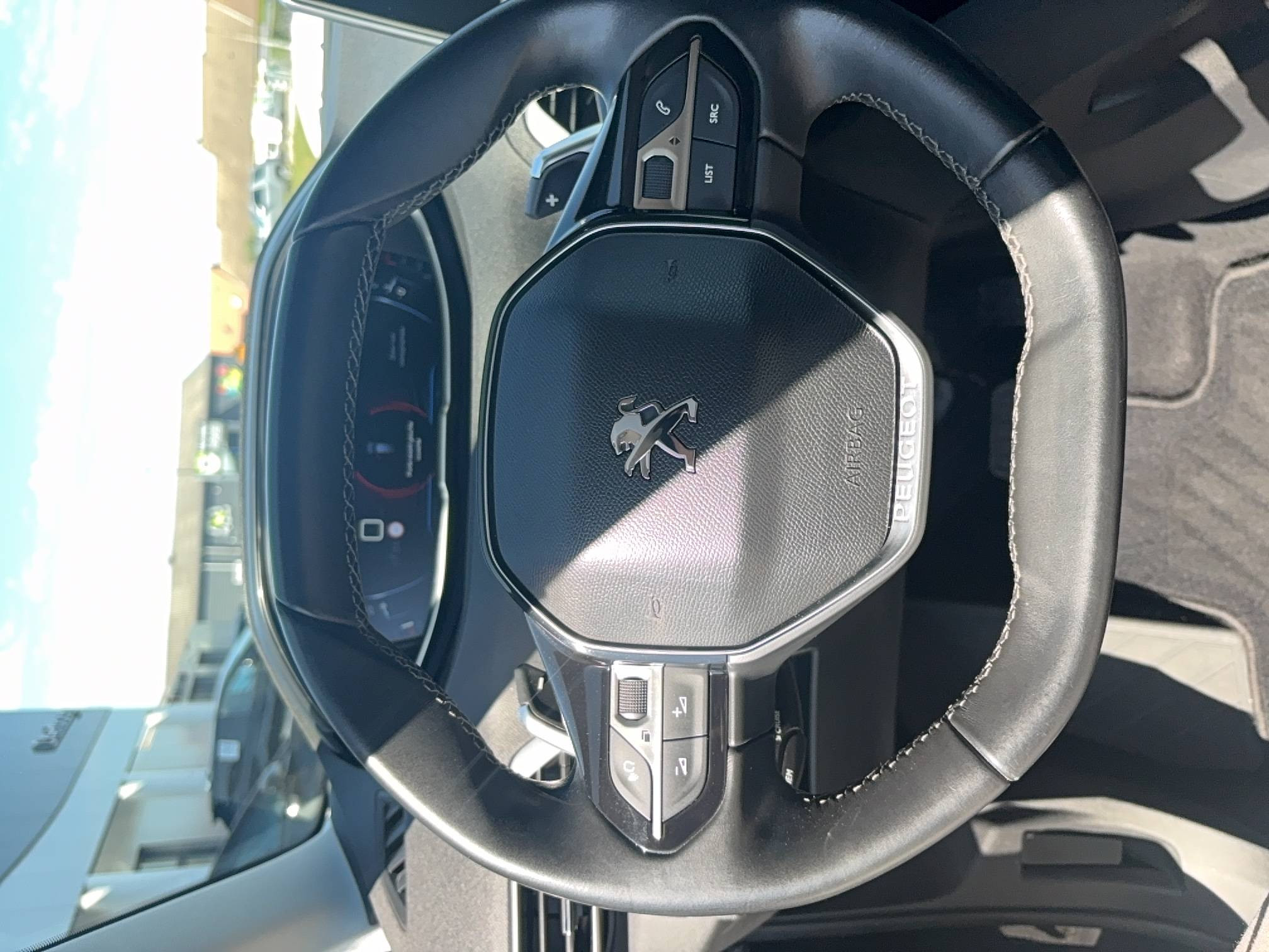 Vente en ligne Peugeot 5008  1.6 BlueHDi 120ch S&S EAT6 7 Places au prix de 14 990 €
