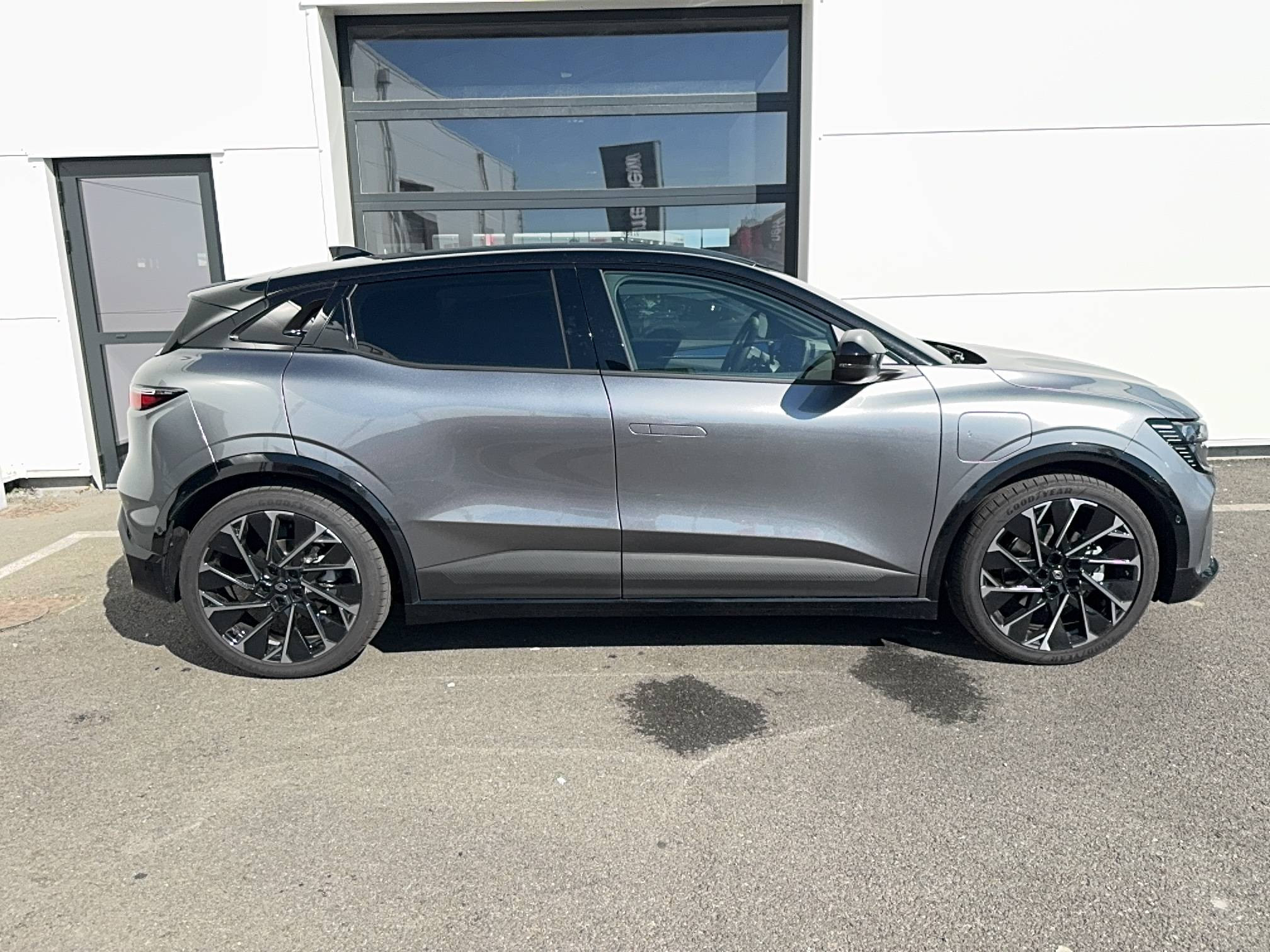 Vente en ligne Renault Megane E-Tech  220 ch autonomie confort au prix de 34 490 €