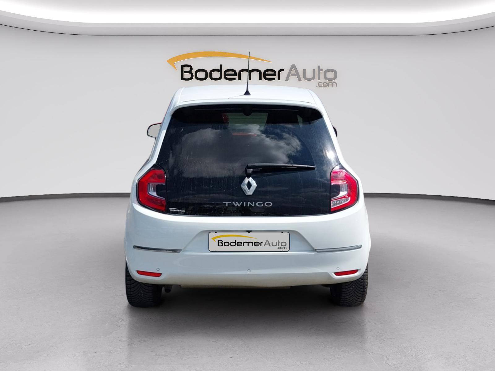 Vente en ligne Renault Twingo 3  TCe 95 EDC au prix de 12 990 €