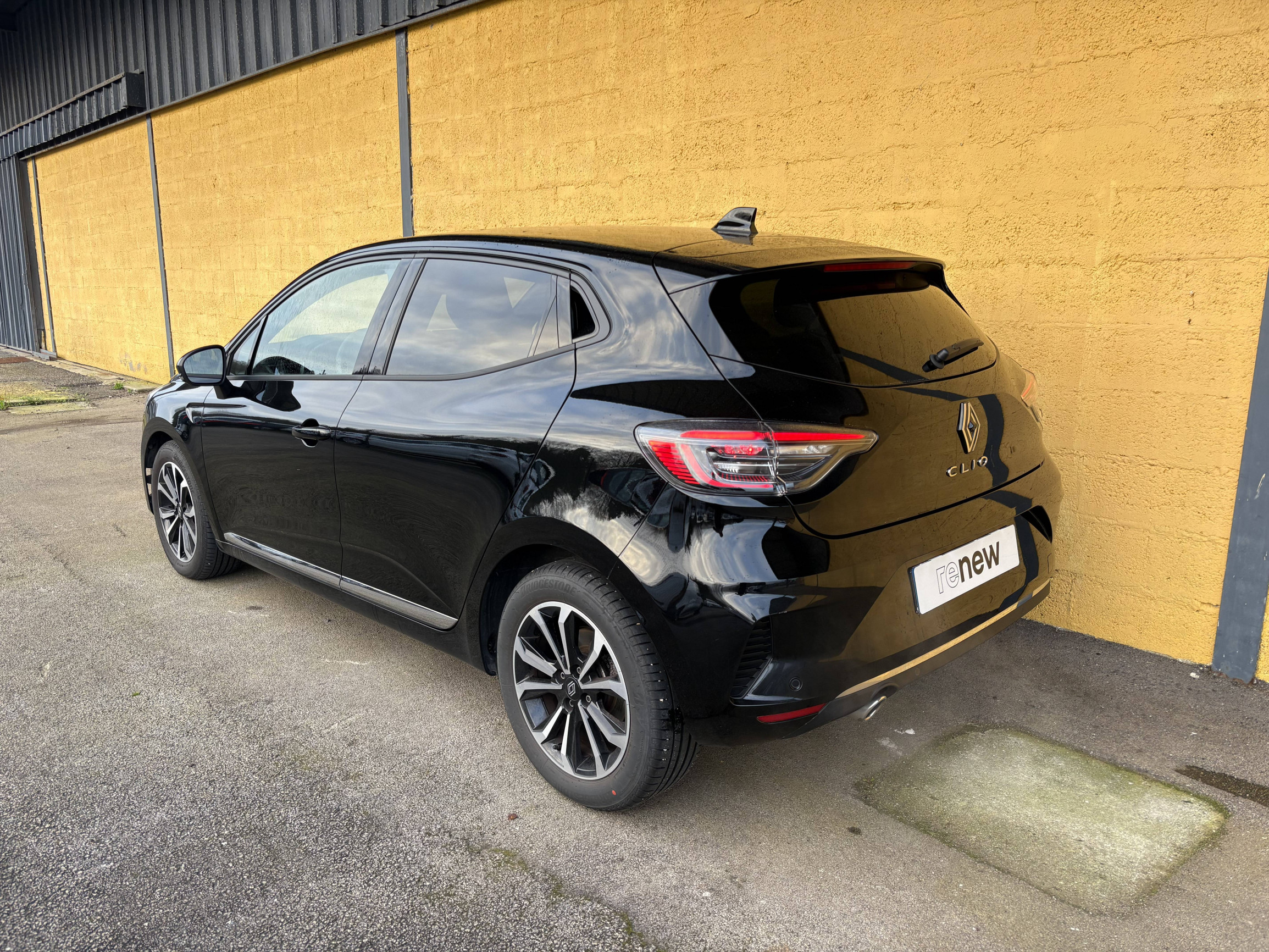 Vente en ligne Renault Clio 5 Clio TCe 90 ch GSR2 au prix de 18 890 €