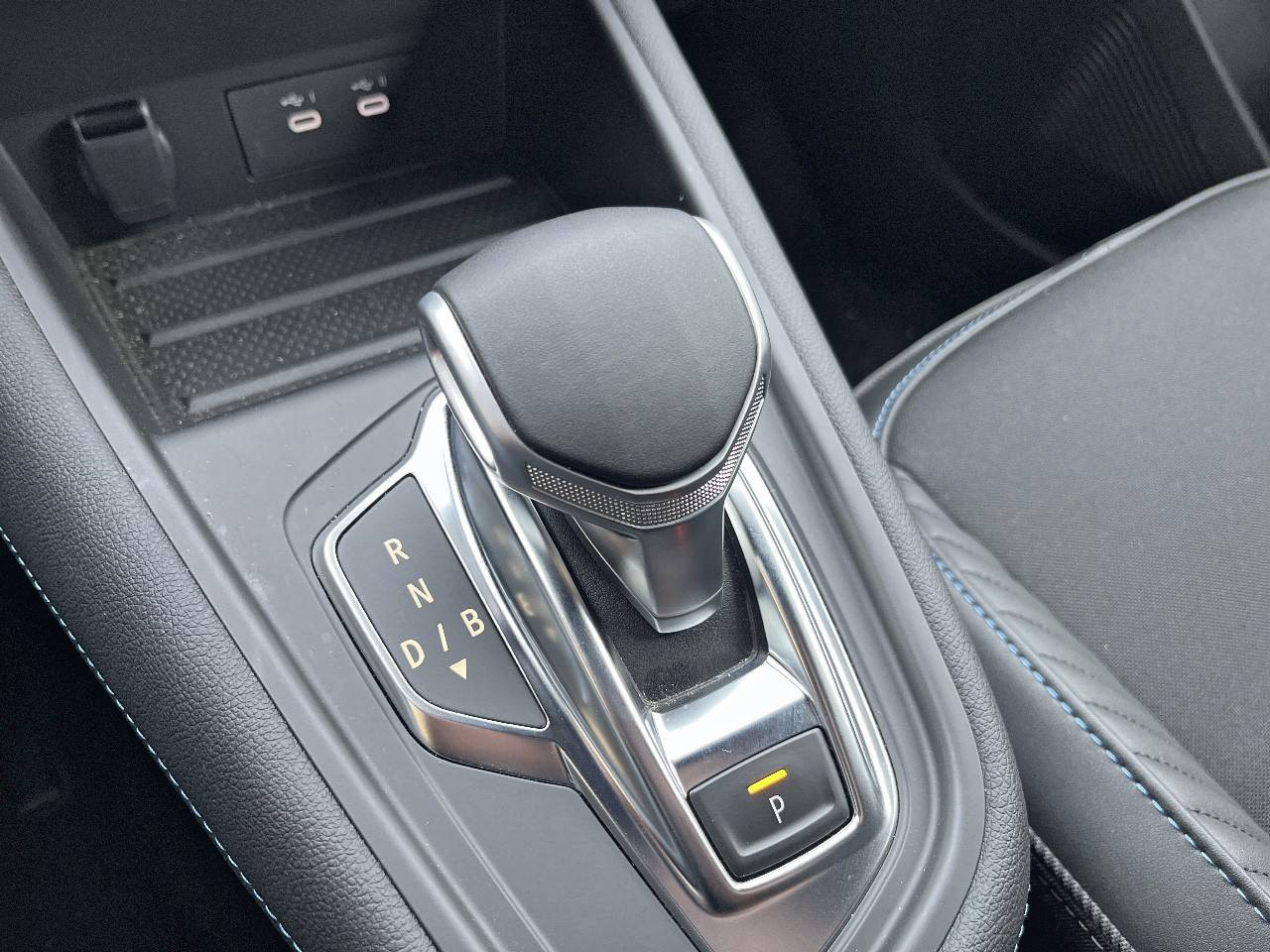 Vente en ligne Renault Symbioz  E-Tech full hybrid 145 au prix de 29 490 €