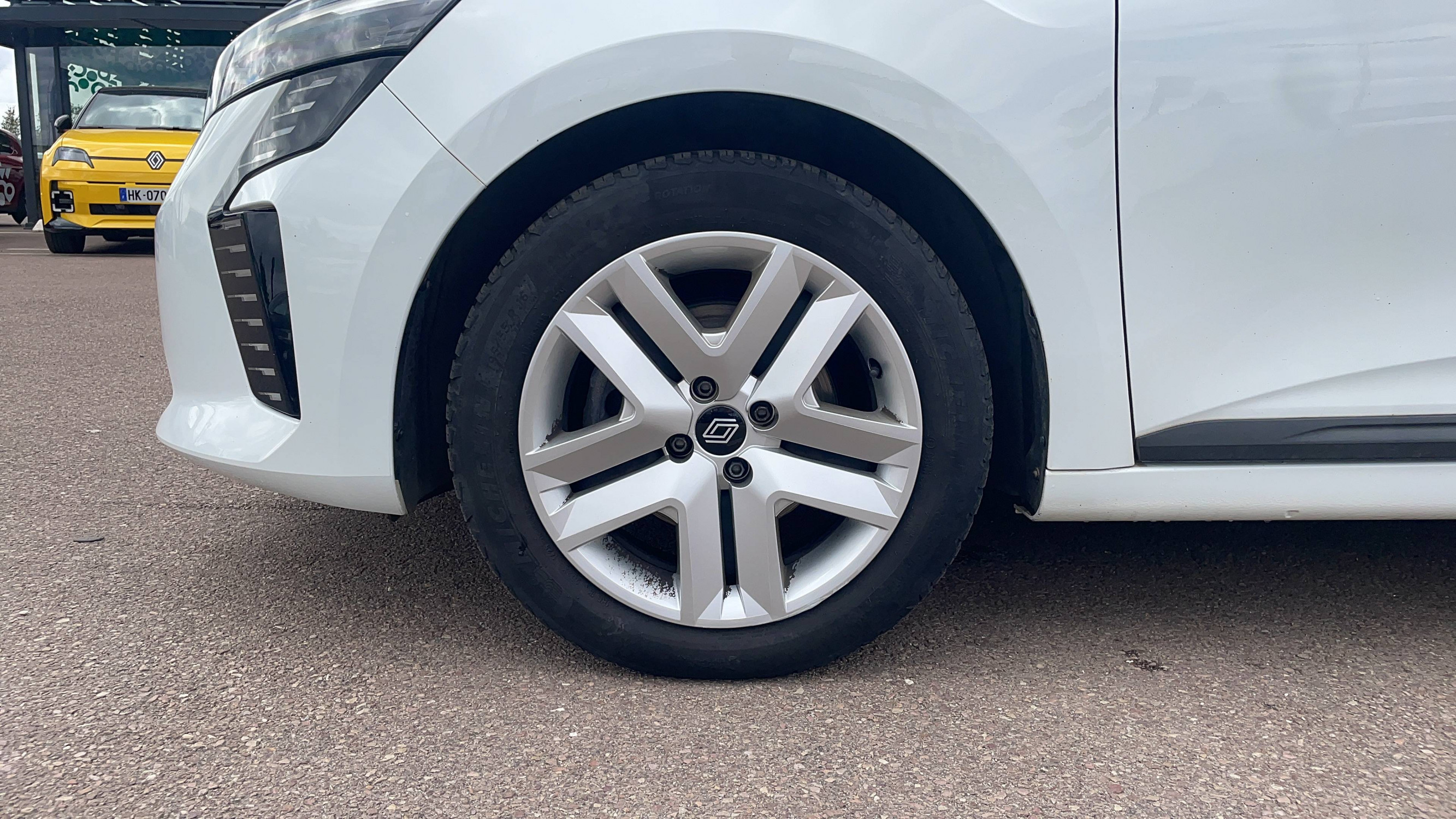 Vente en ligne Renault Clio 5 CLIO SOCIETE BLUE DCI 100 au prix de 1 €