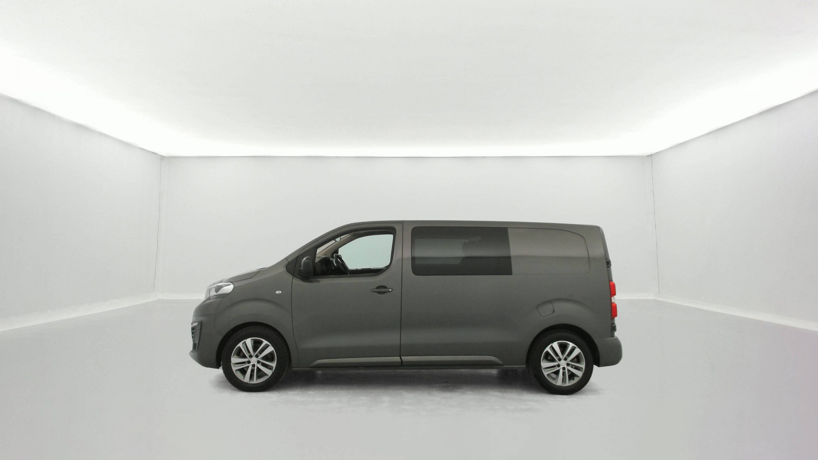 Peugeot Expert Cabine Approfondie EXPERT CA STANDARD BLUEHDI 180 S&S EAT8 occasion de 2022 en vente à Carhaix