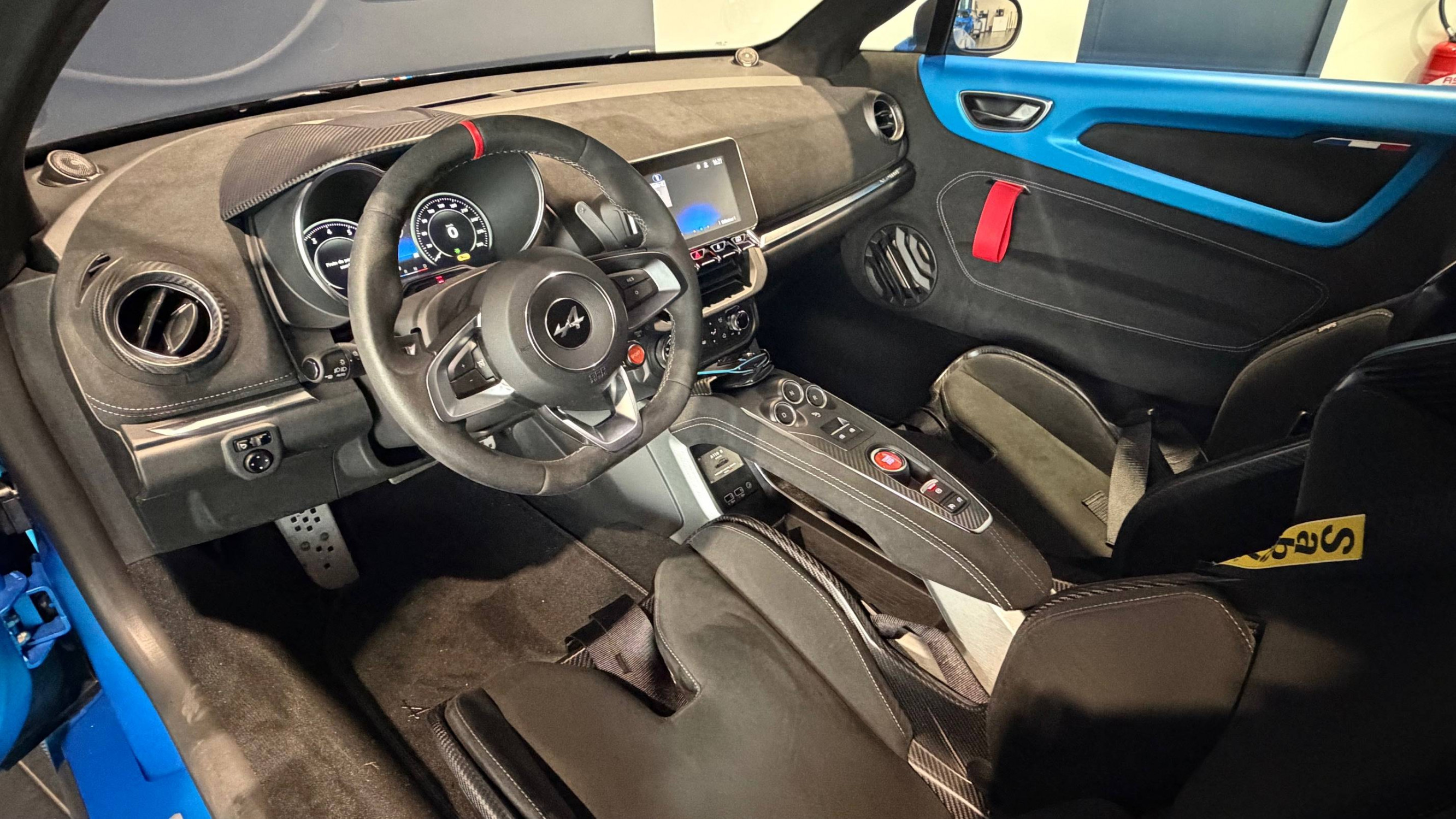 Vente en ligne Alpine A110  1.8T 300 ch au prix de 98 990 €