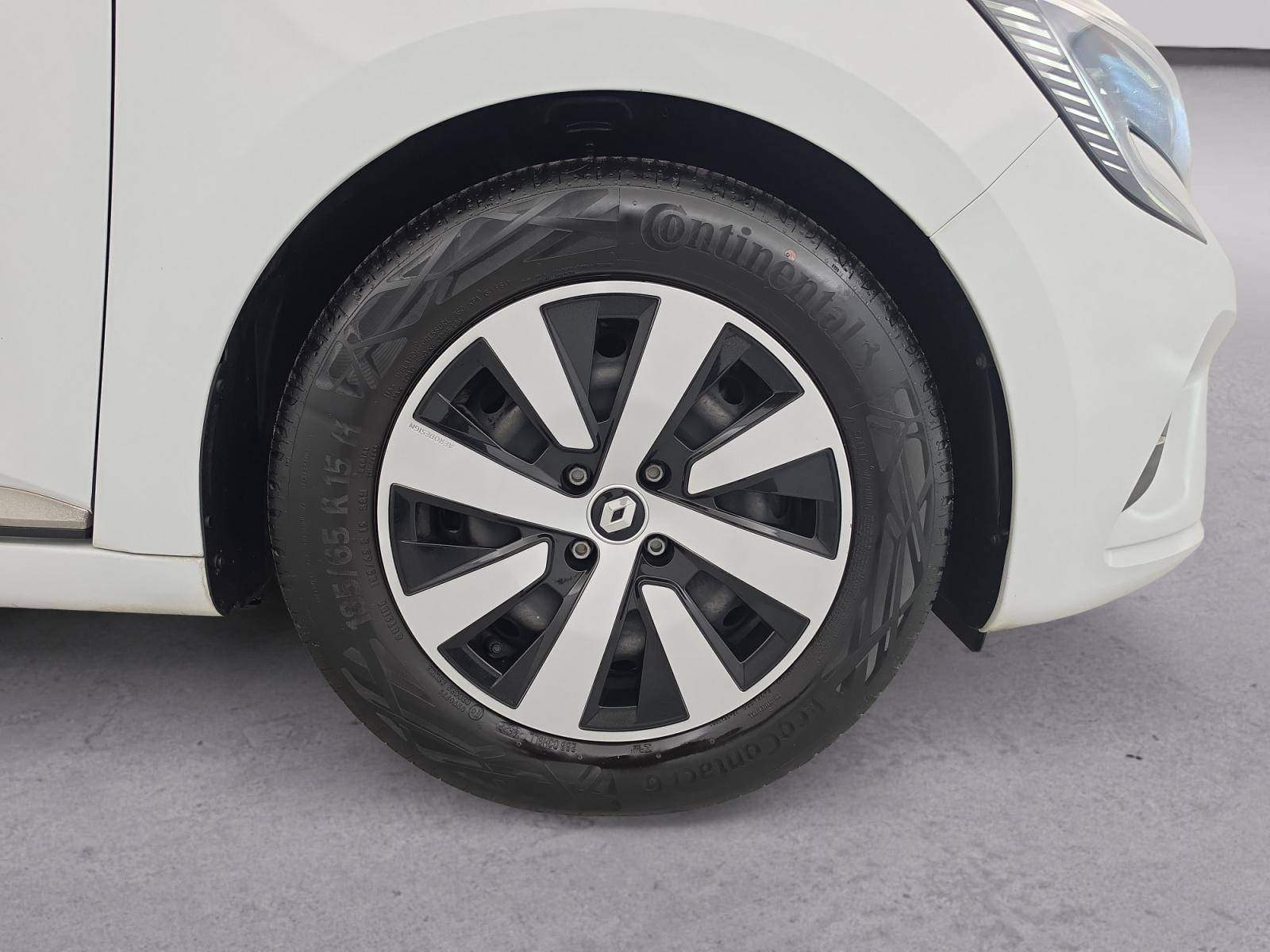 Vente en ligne Renault Clio 5 Clio TCe 90 au prix de 14 790 €