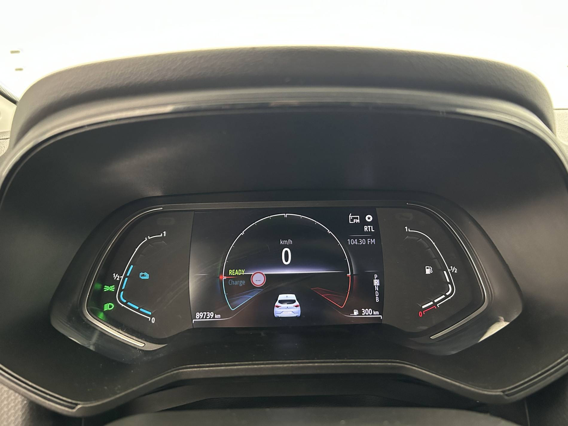 Vente en ligne Renault Clio 5 Clio E-Tech 140 - 21N au prix de 13 991 €