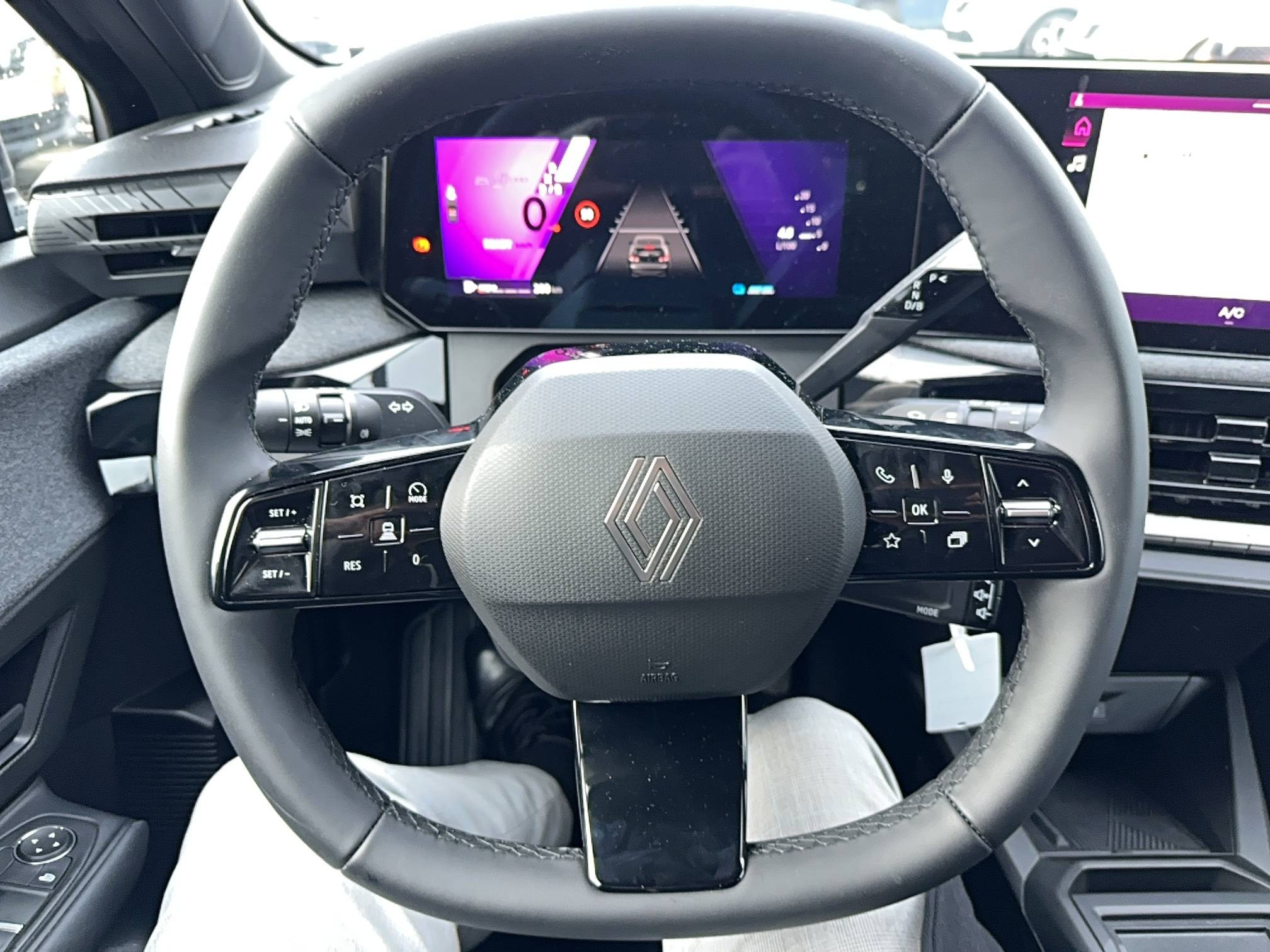 Vente en ligne Renault Clio 6 Clio E-Tech full hybrid 160 ch au prix de 24 600 €