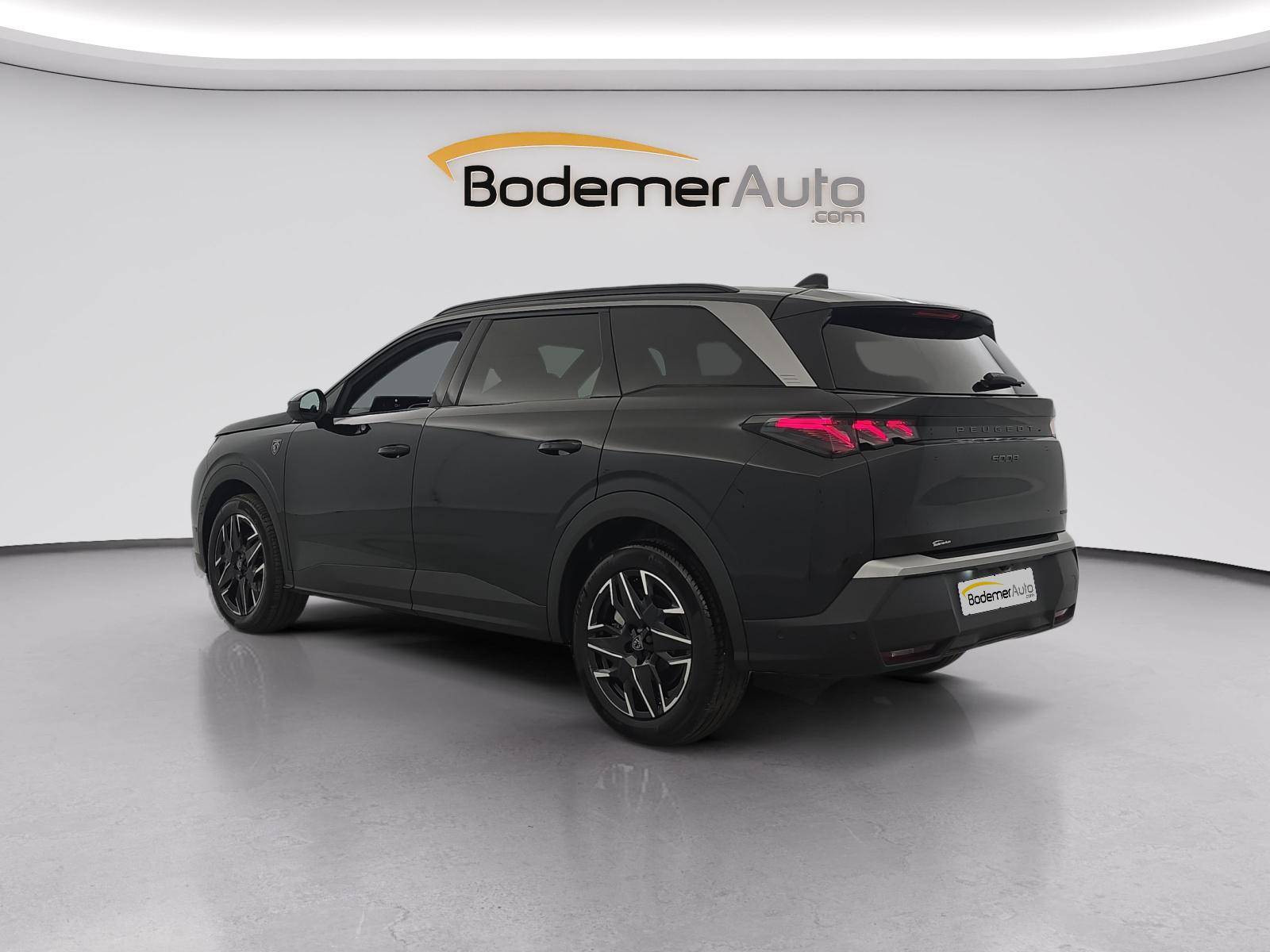 Vente en ligne Peugeot 5008  Hybrid 145 ch e-DCS6 au prix de 32 990 €