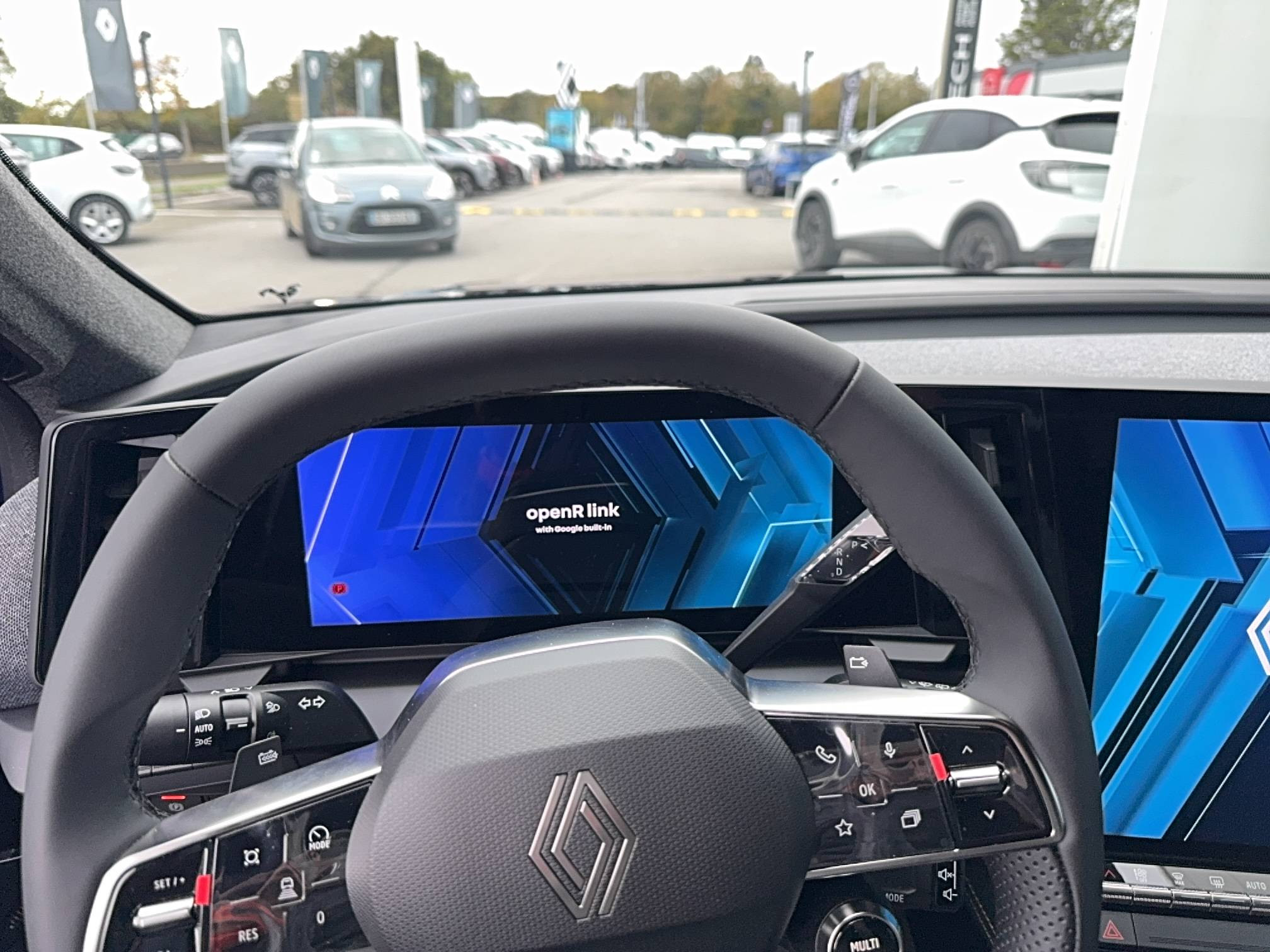 Vente en ligne Renault Scenic E-Tech  220 ch grande autonomie au prix de 44 290 €