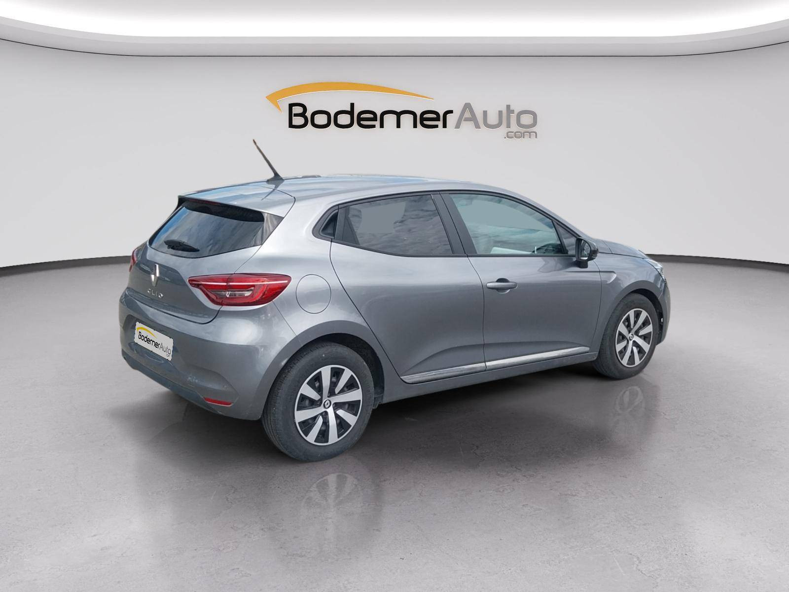 Vente en ligne Renault Clio 5 Clio TCe 90 au prix de 14 790 €