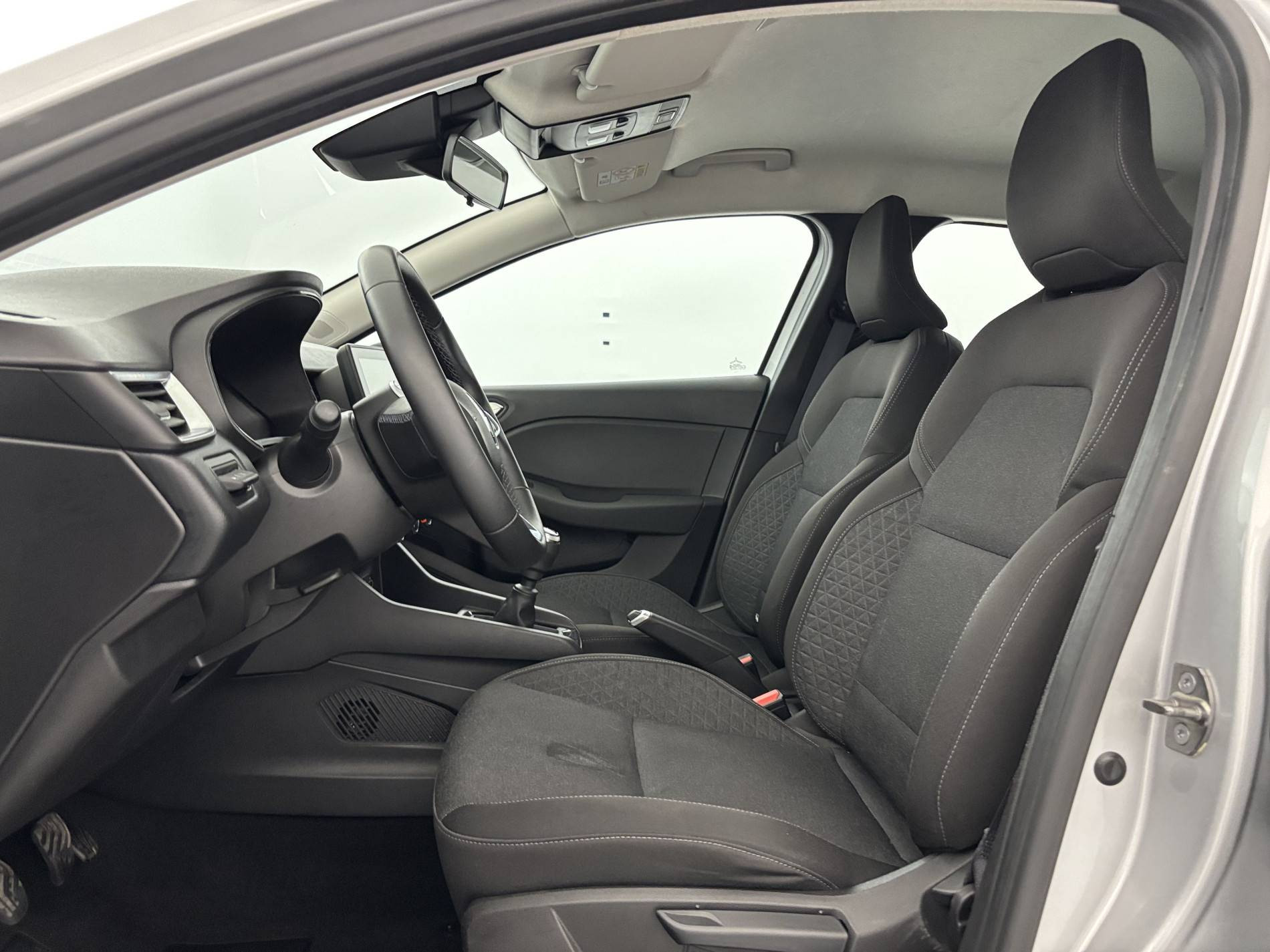Vente en ligne Renault Clio 5 Clio TCe 90 au prix de 13 690 €
