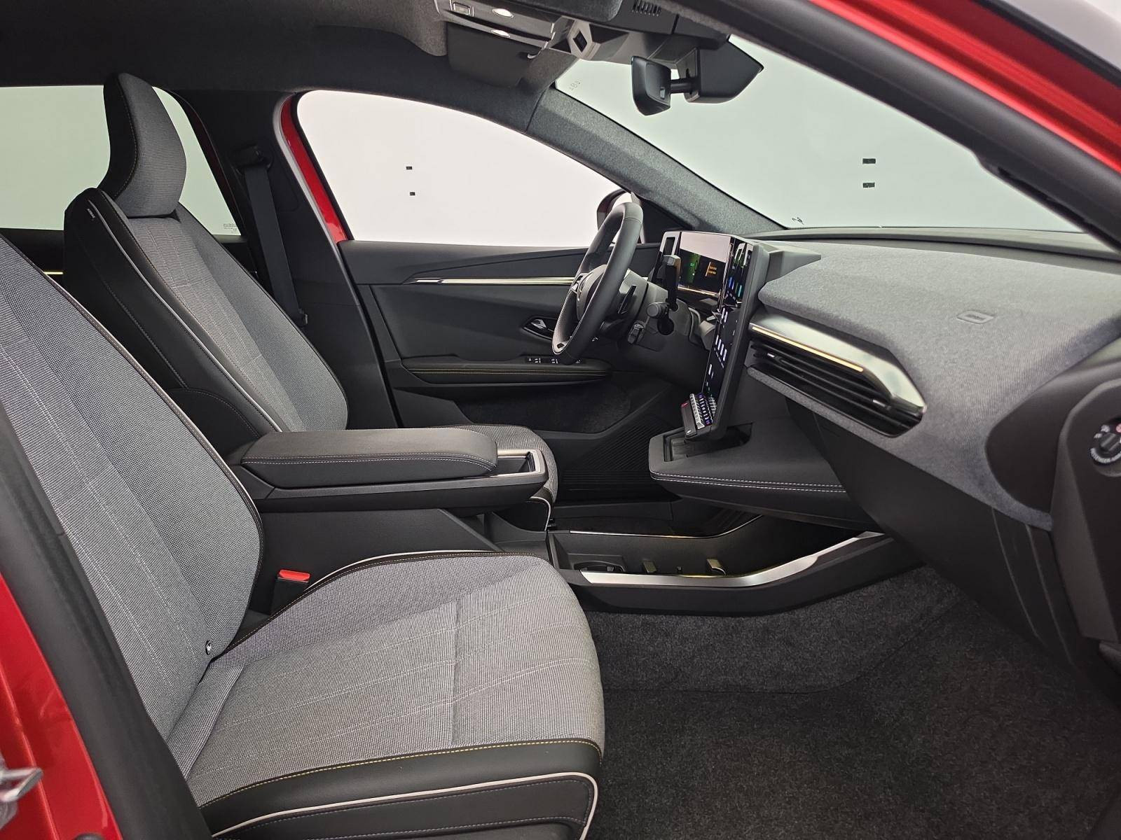 Vente en ligne Renault Scenic E-Tech Scenic E-Tech électrique 220 ch grande autonomie au prix de 37 990 €