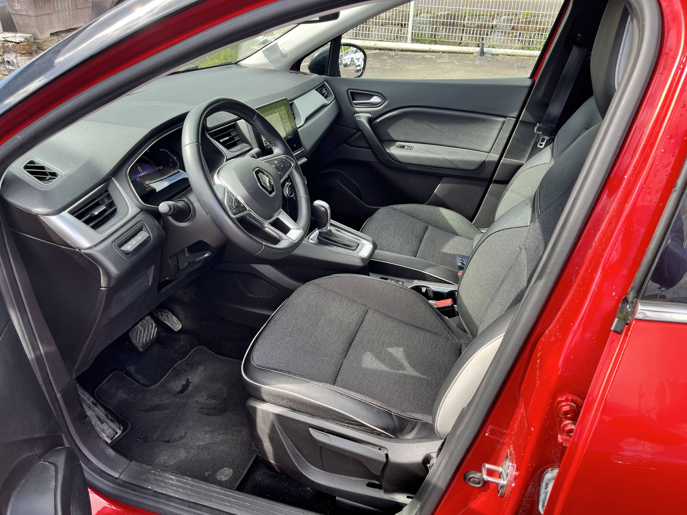 Vente en ligne Renault Captur  E-Tech 145 - 21 au prix de 17 290 €