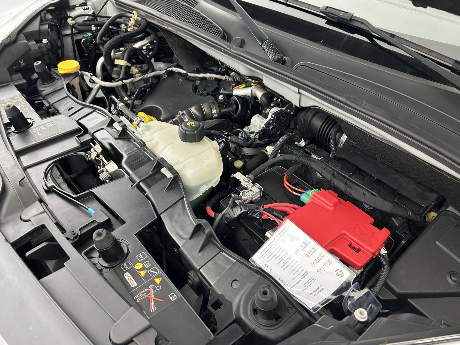 Vente en ligne Renault Kangoo Express  GRAND VOLUME BLUE DCI 115 au prix de 12 490 €