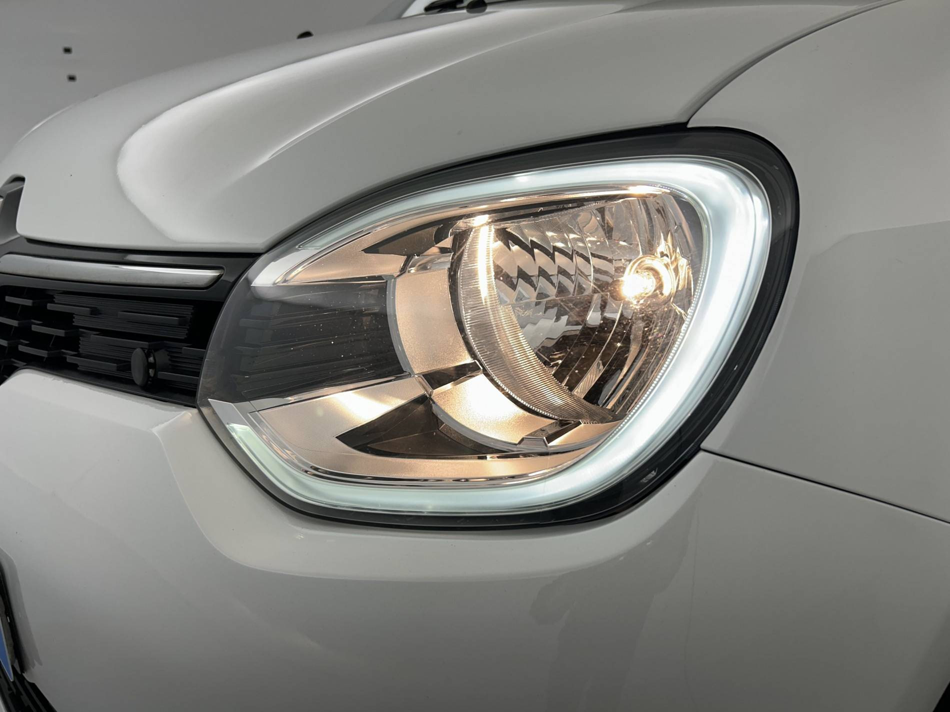 Vente en ligne Renault Twingo Electrique Twingo III E-Tech au prix de 10 490 €