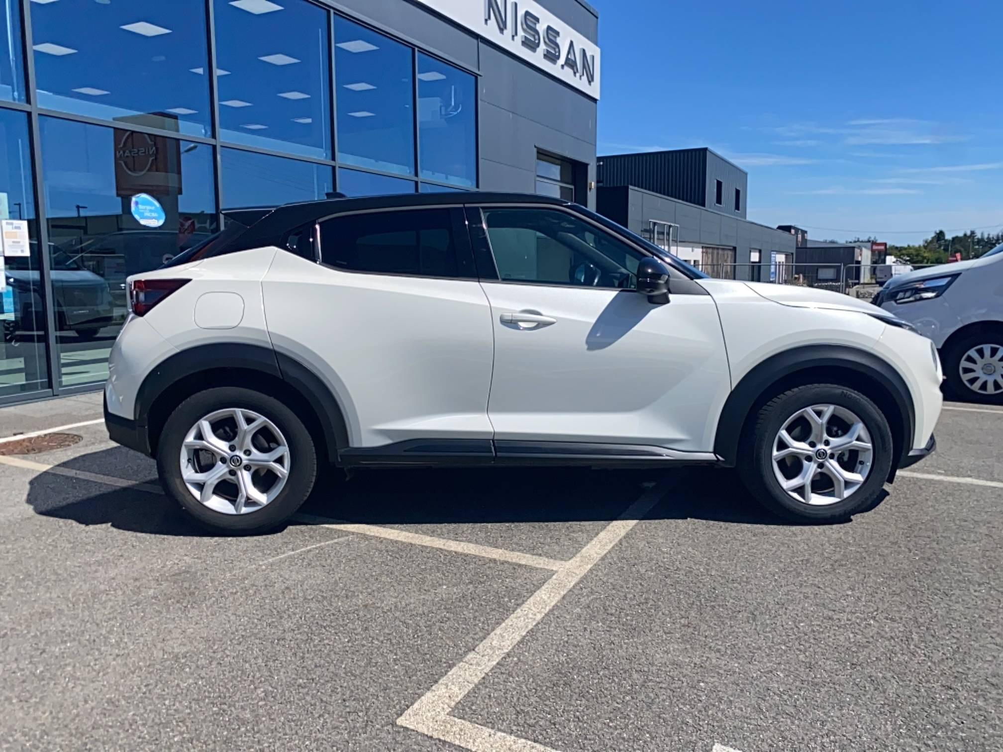 Vente en ligne Nissan Juke Juke DIG-T 114 au prix de 16 990 €
