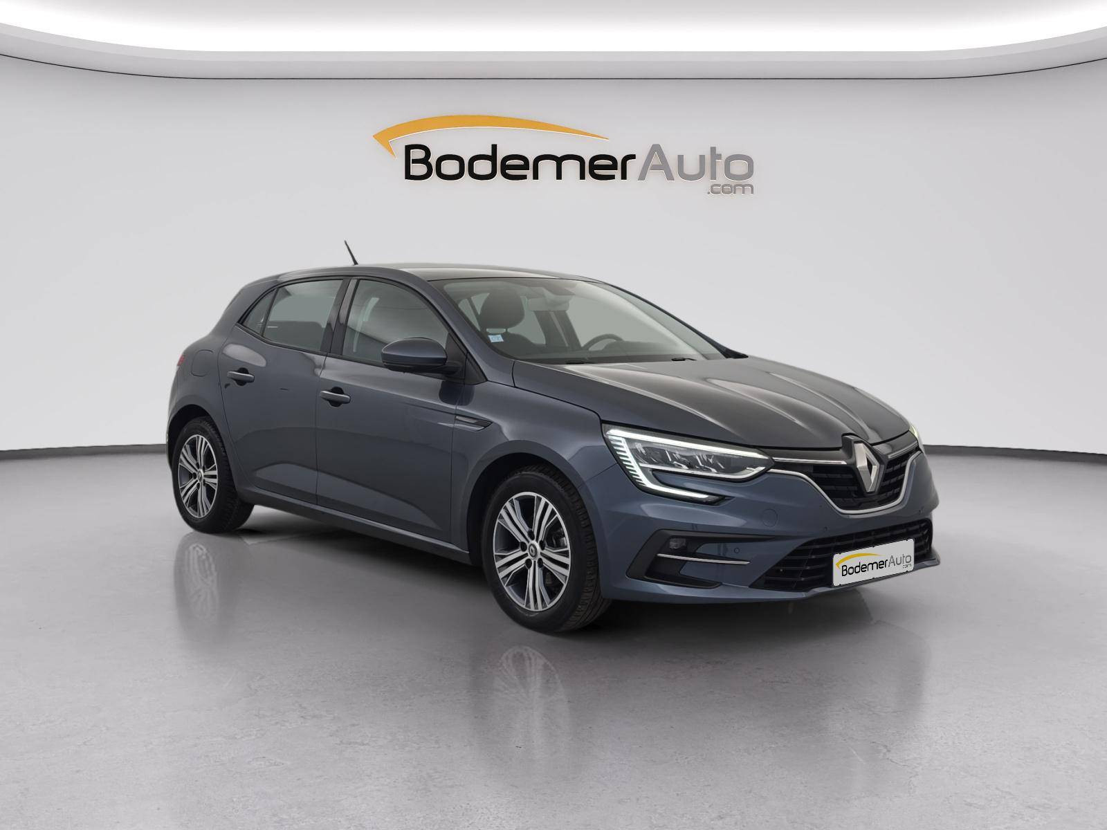 Vente en ligne Renault Megane 4  Blue dCi 115 EDC au prix de 15 690 €