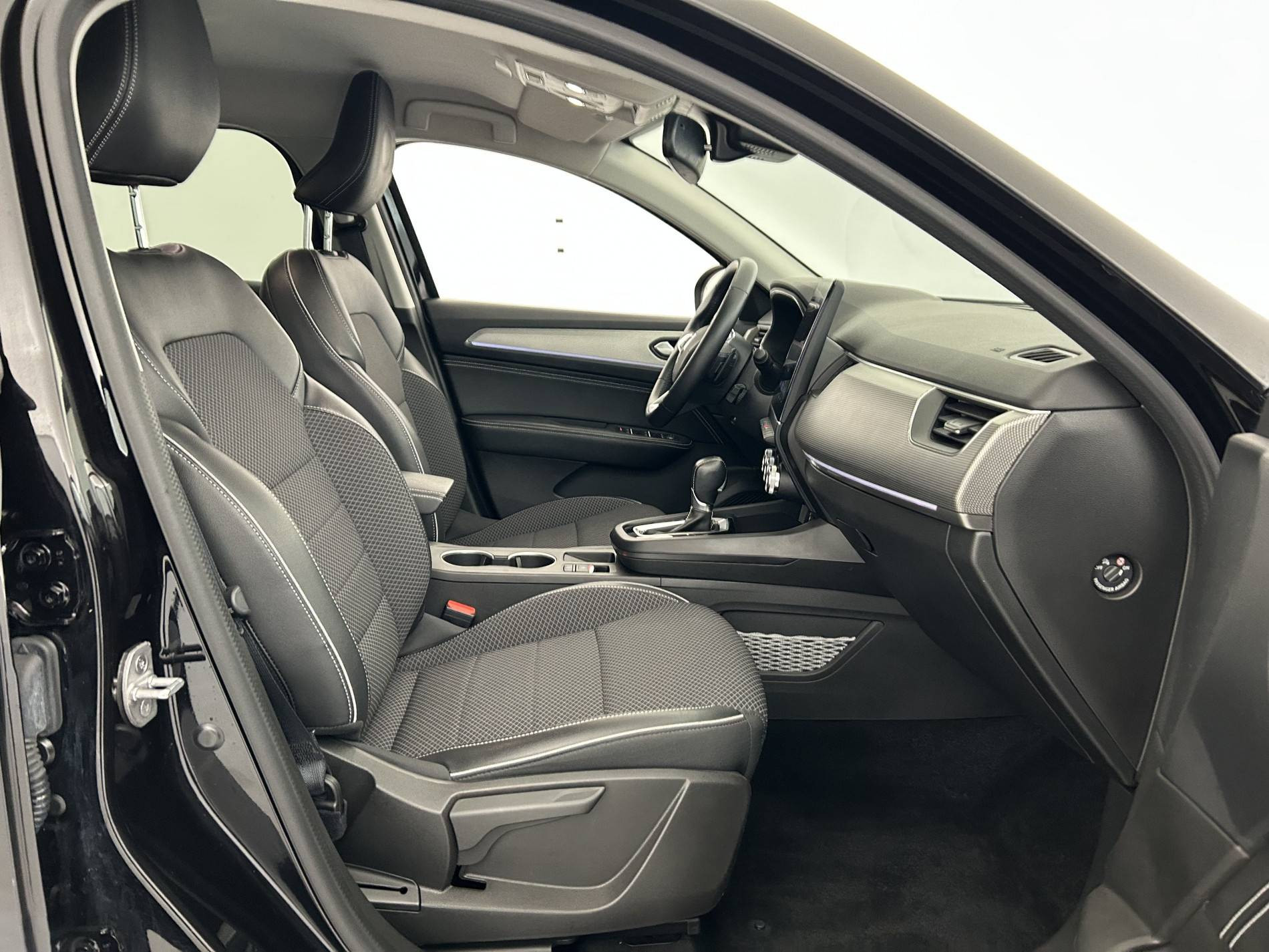 Vente en ligne Renault Arkana  mild hybrid 140 EDC FAP - 22 au prix de 18 890 €