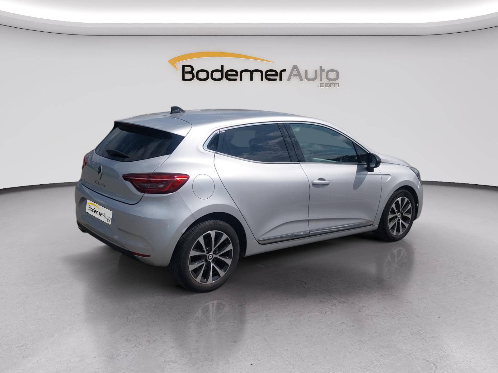 Vente en ligne Renault Clio 5 Clio TCe 90 au prix de 14 490 €