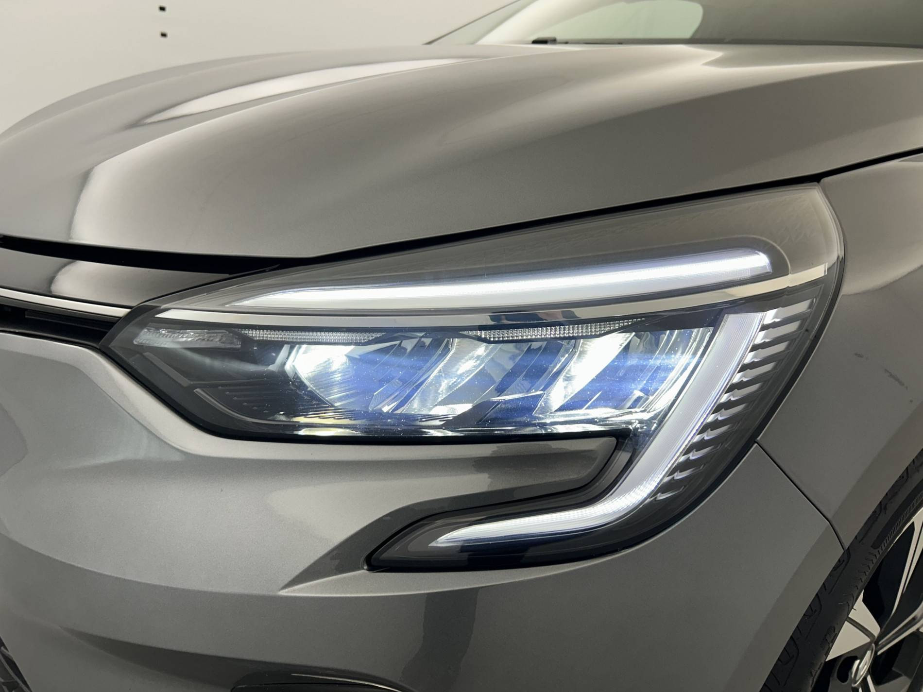 Vente en ligne Renault Clio 5 Clio TCe 90 au prix de 13 690 €