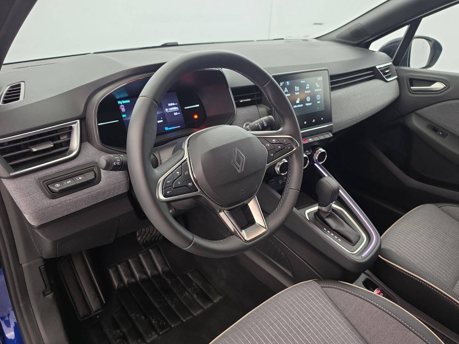 Vente en ligne Renault Clio 5 Clio E-Tech full hybrid 145 ch GSR2 au prix de 20 500 €