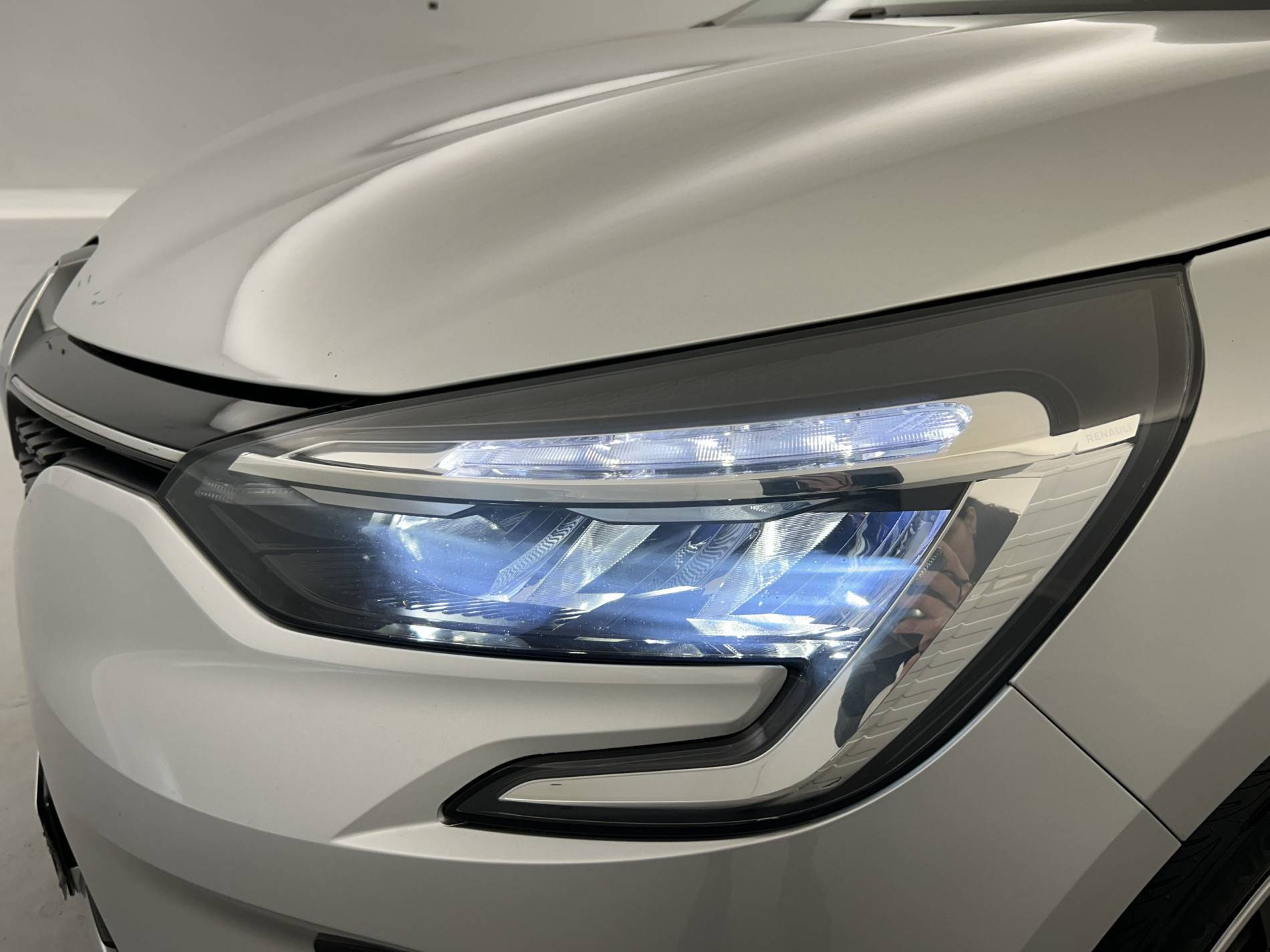 Vente en ligne Renault Clio 5 Clio TCe 90 au prix de 13 290 €