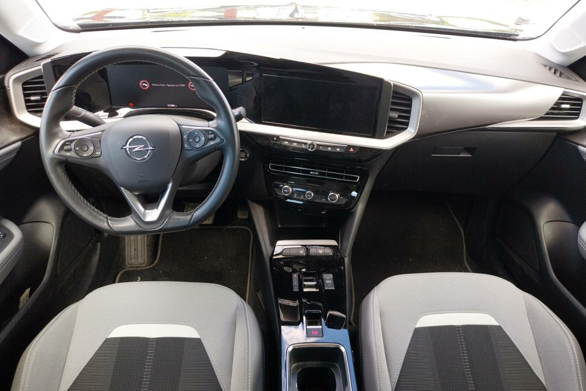 Vente en ligne Opel Mokka-e  136 ch & Batterie 50 kWh au prix de 15 490 €