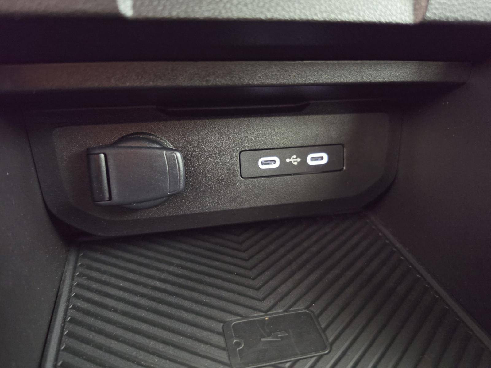 Vente en ligne Dacia Duster  Hybrid 140 au prix de 25 490 €