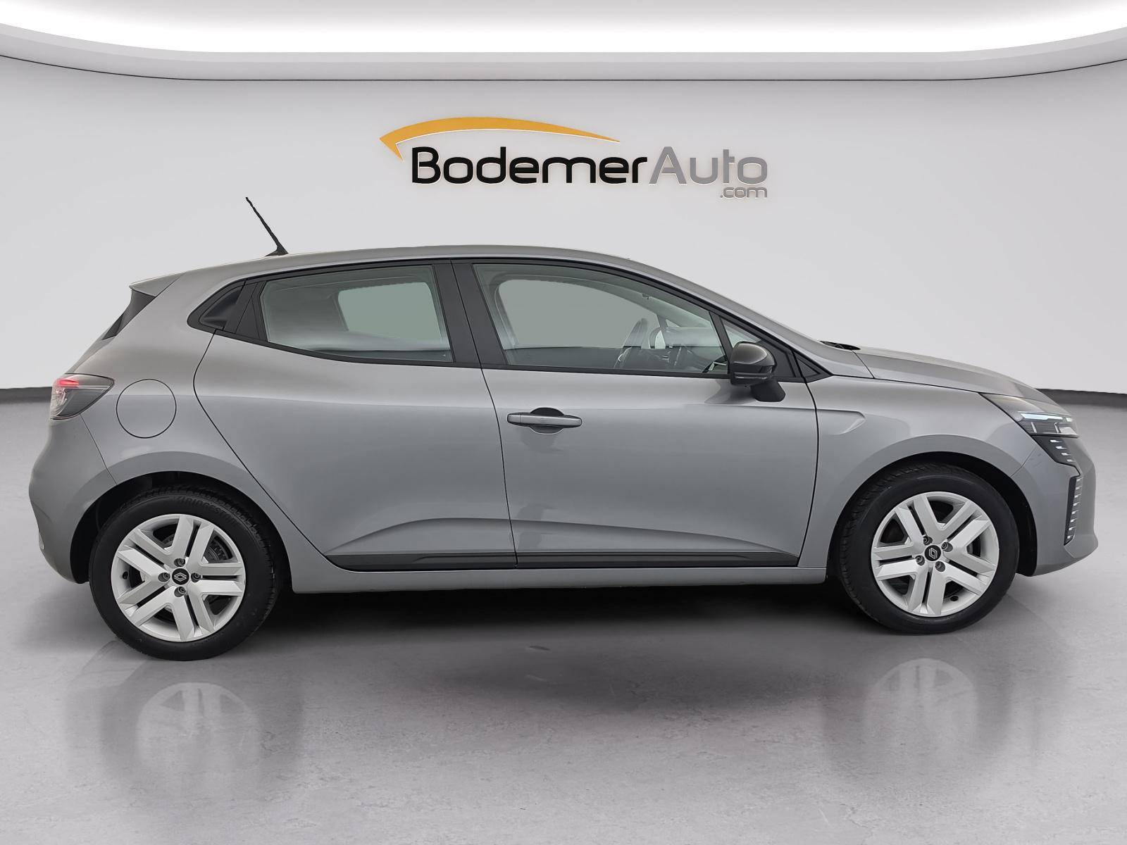 Vente en ligne Renault Clio 5 Clio Blue dCi 100 ch GSR2 au prix de 16 990 €