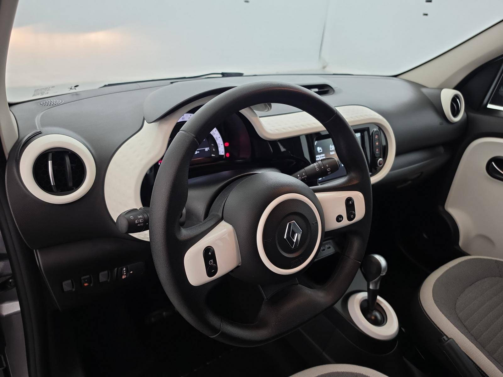Vente en ligne Renault Twingo Electrique Twingo III E-Tech au prix de 14 890 €