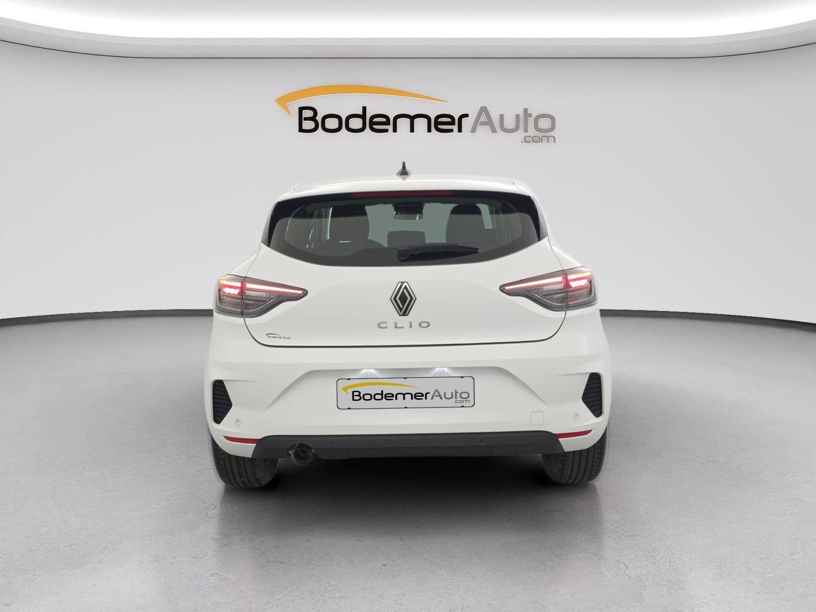 Vente en ligne Renault Clio 5 Clio TCe 90 ch GSR2 au prix de 15 790 €