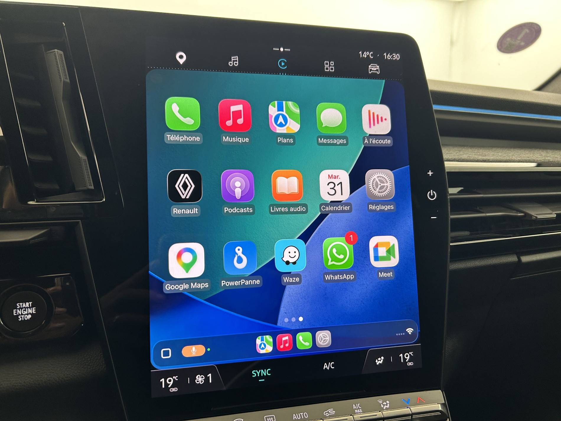 Vente en ligne Renault Austral  E-Tech hybrid 200 au prix de 26 990 €