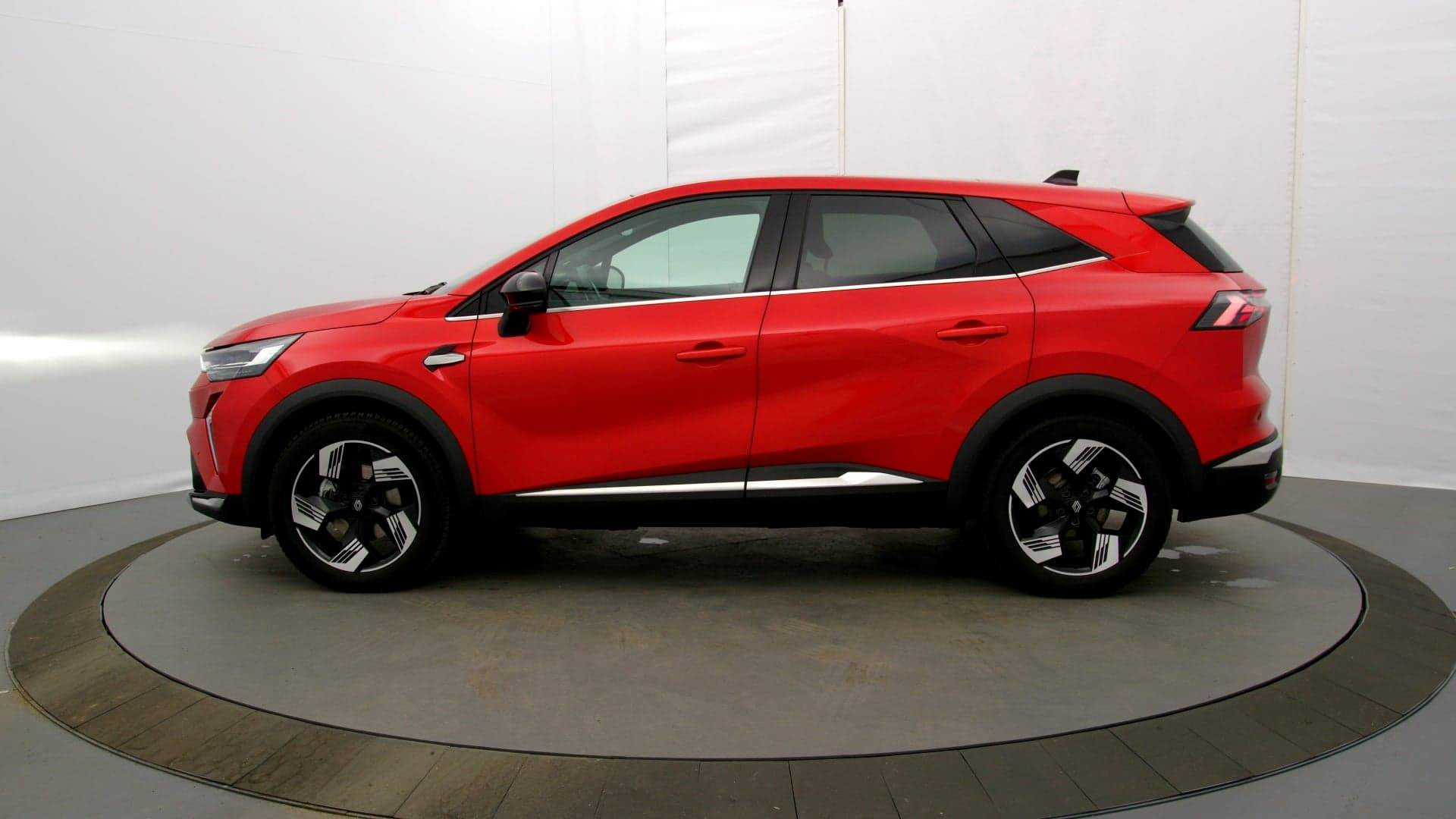 Vente en ligne Renault Symbioz  E-Tech full hybrid 145 au prix de 27 990 €