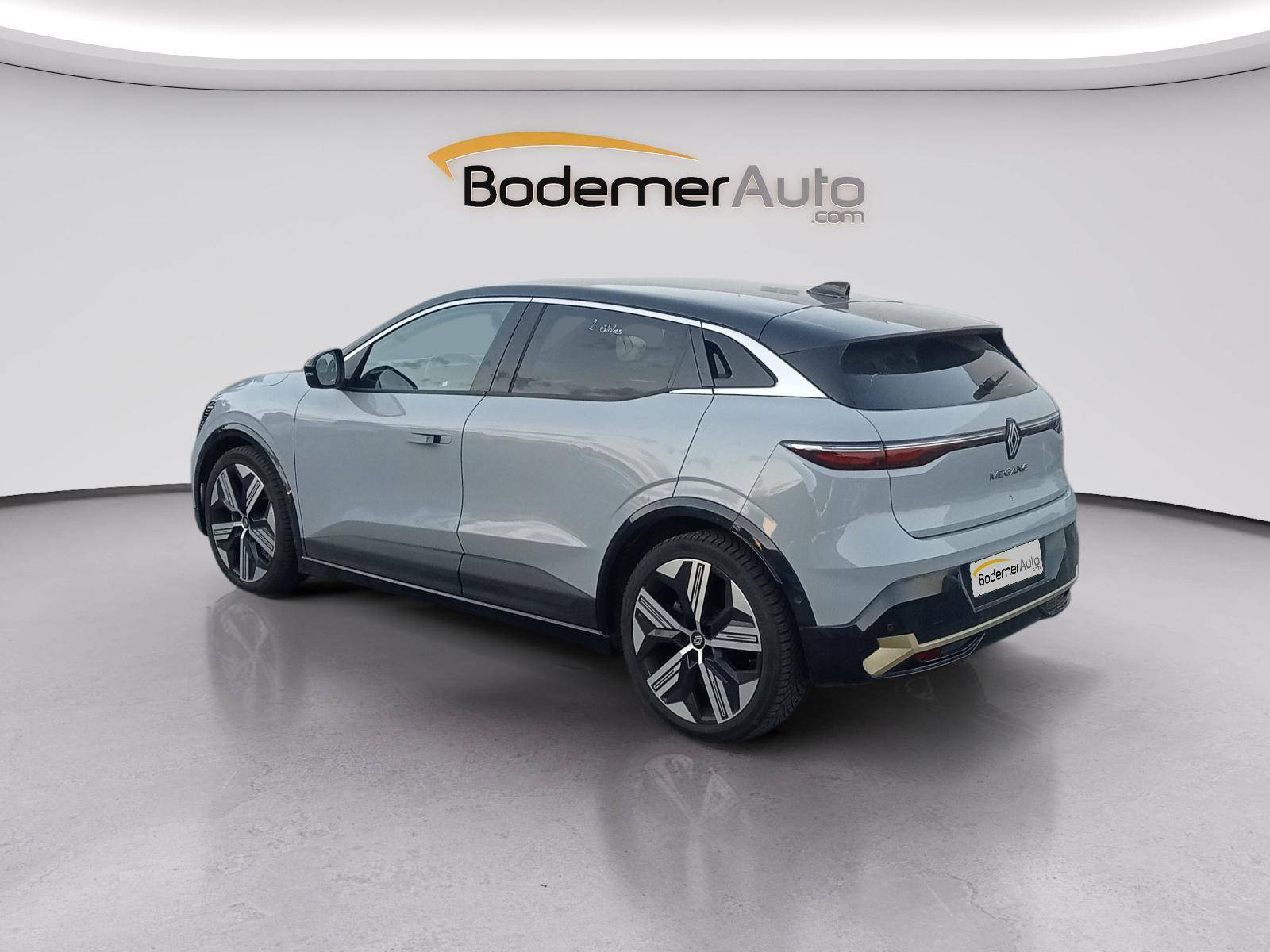 Vente en ligne Renault Megane E-Tech  EV60 220 ch super charge au prix de 21 990 €