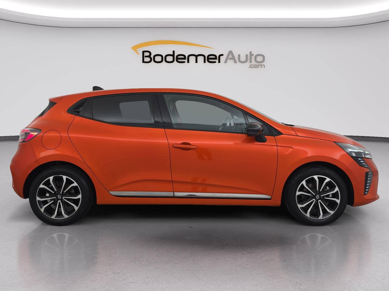 Vente en ligne Renault Clio 5 Clio E-Tech full hybrid 145 au prix de 18 490 €