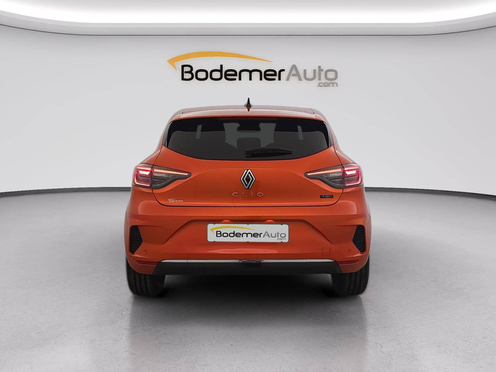 Vente en ligne Renault Clio 5 Clio E-Tech full hybrid 145 au prix de 18 490 €