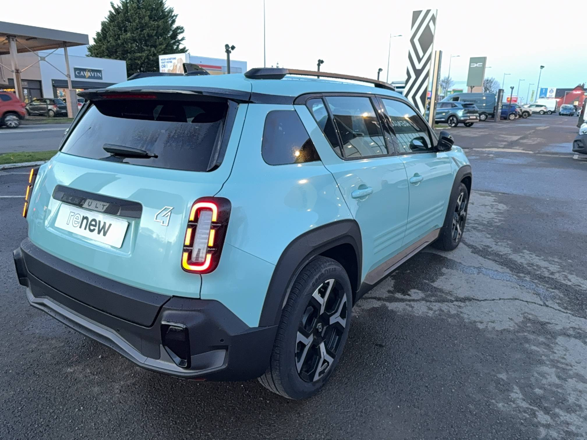 Vente en ligne Renault R4 E-Tech  150 ch autonomie confort au prix de 34 680 €