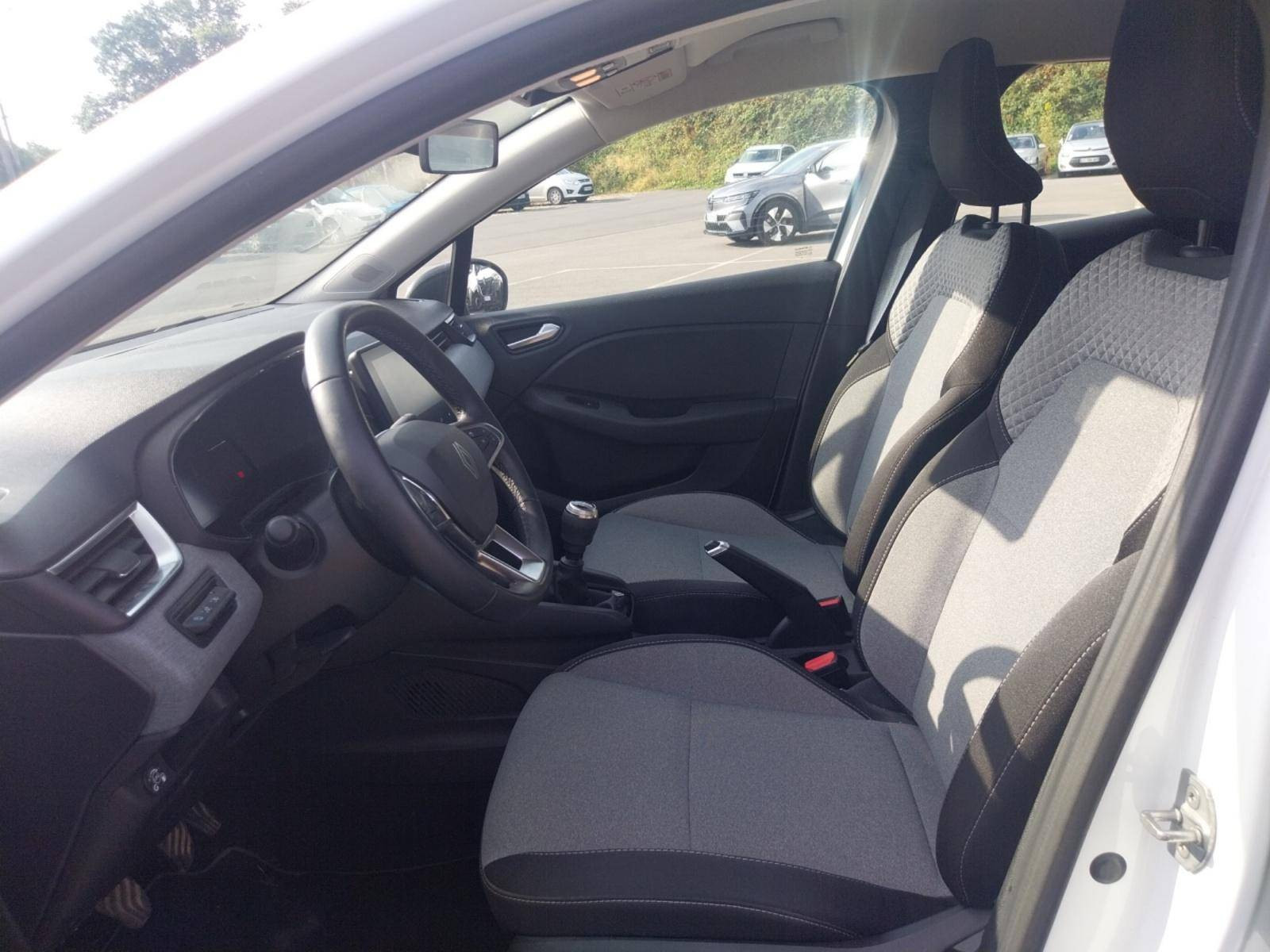 Vente en ligne Renault Clio 5 Clio Eco-G 100 ch GSR2 au prix de 15 790 €
