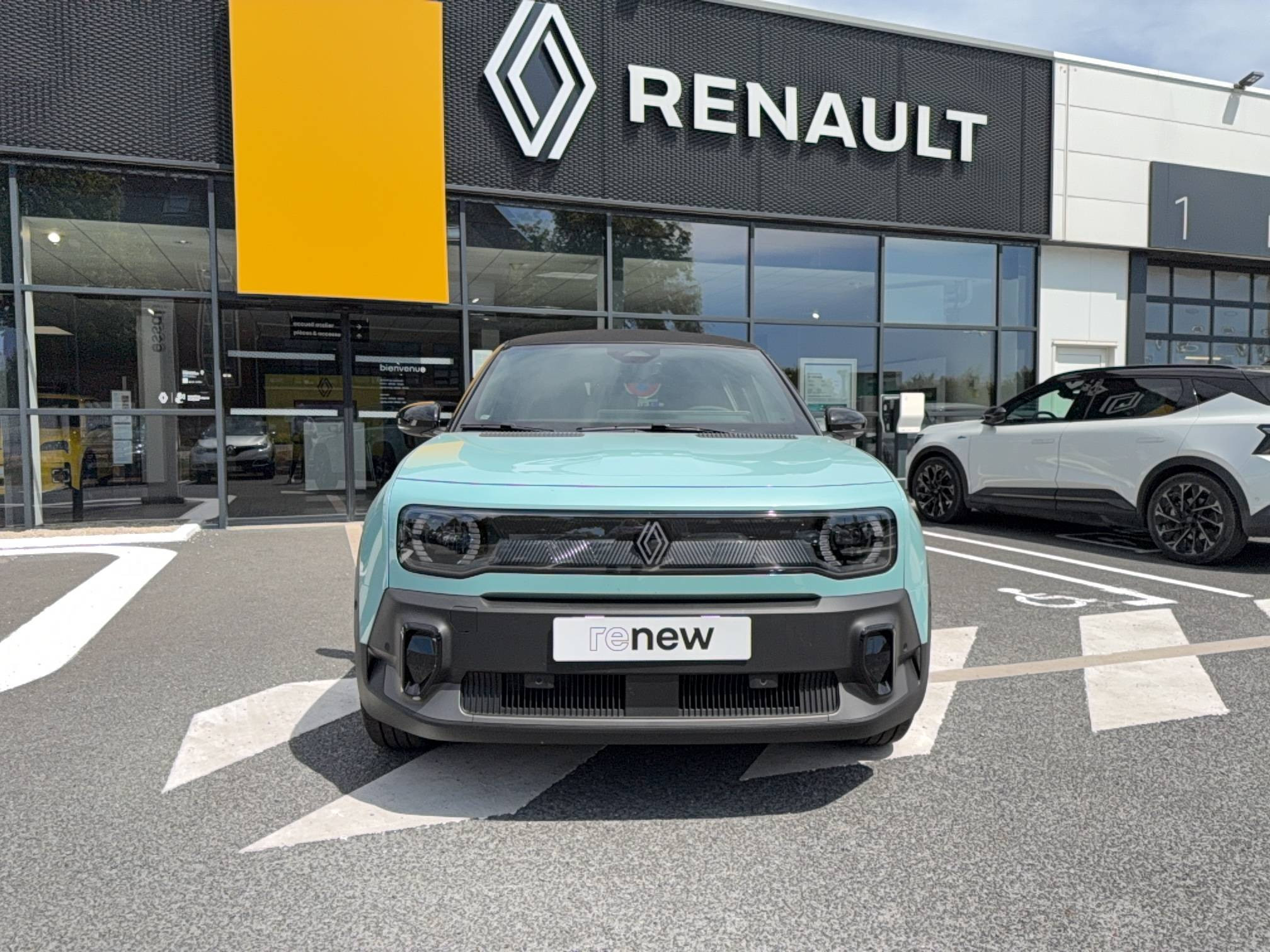 Vente en ligne Renault R4 E-Tech  150 ch autonomie confort au prix de 39 790 €