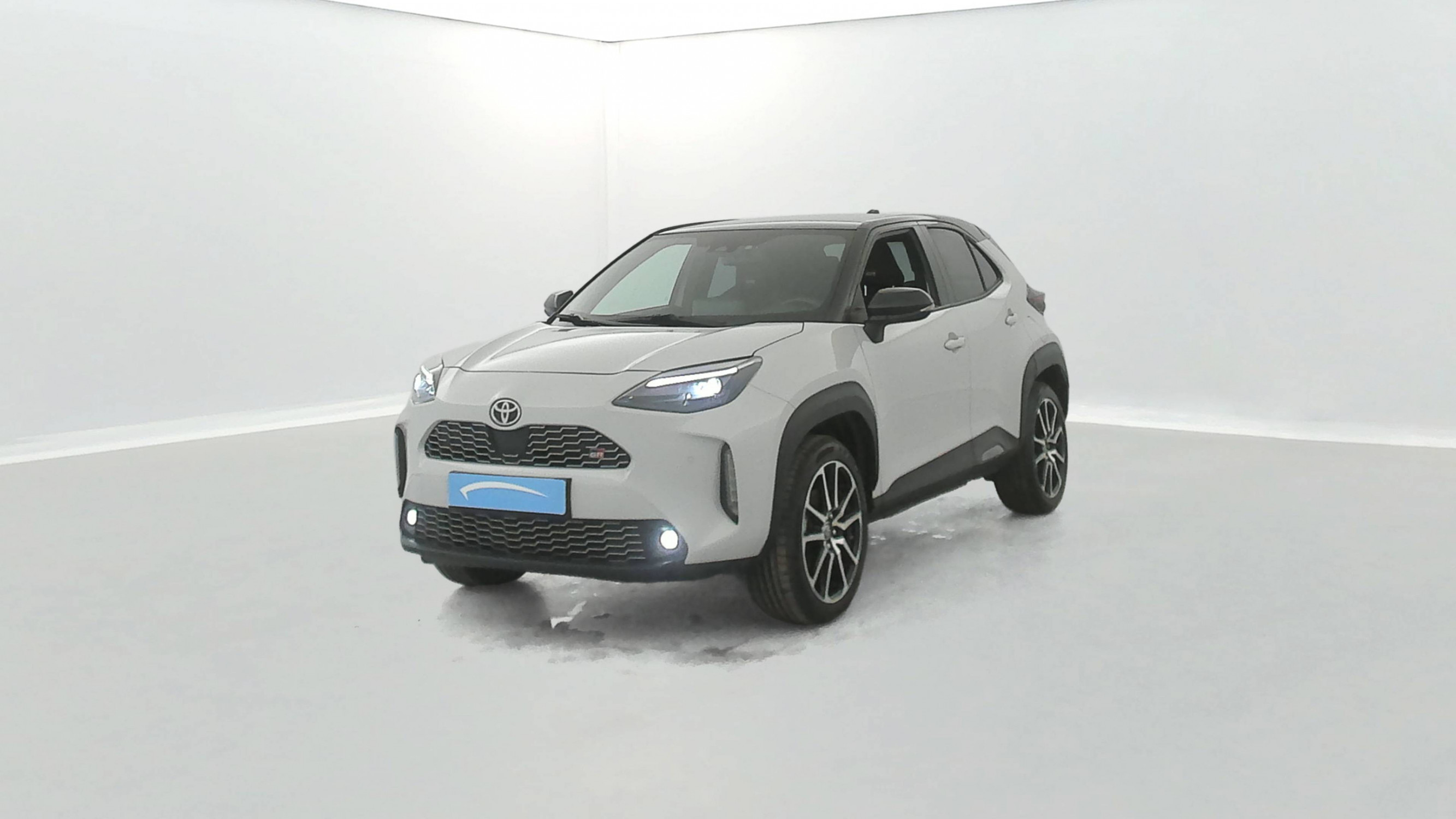 Toyota Yaris Cross  116h 2WD occasion de 2023 en vente à Châteaulin