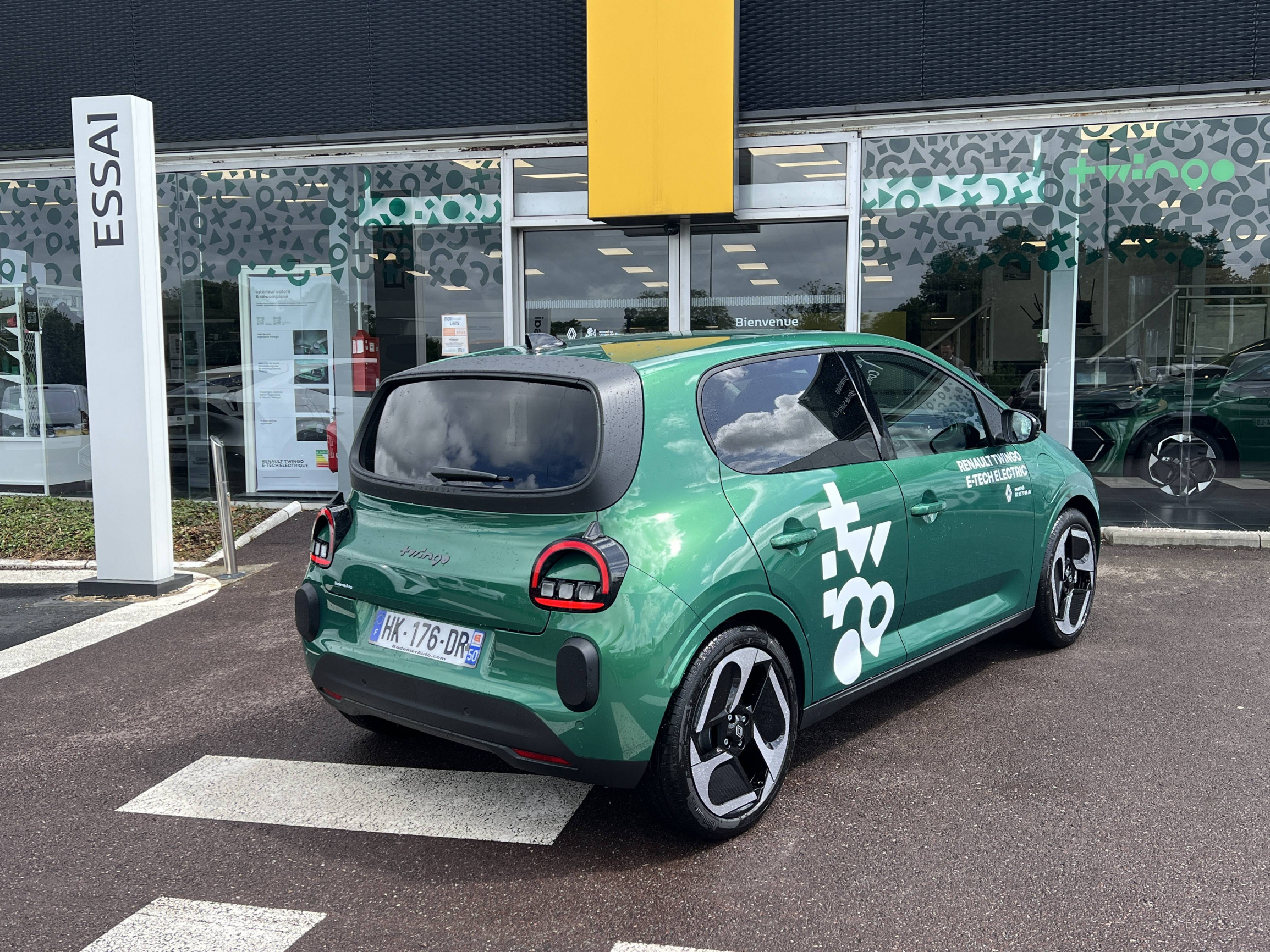 Vente en ligne Renault Twingo Electrique  80 ch autonomie urbaine au prix de 22 490 €