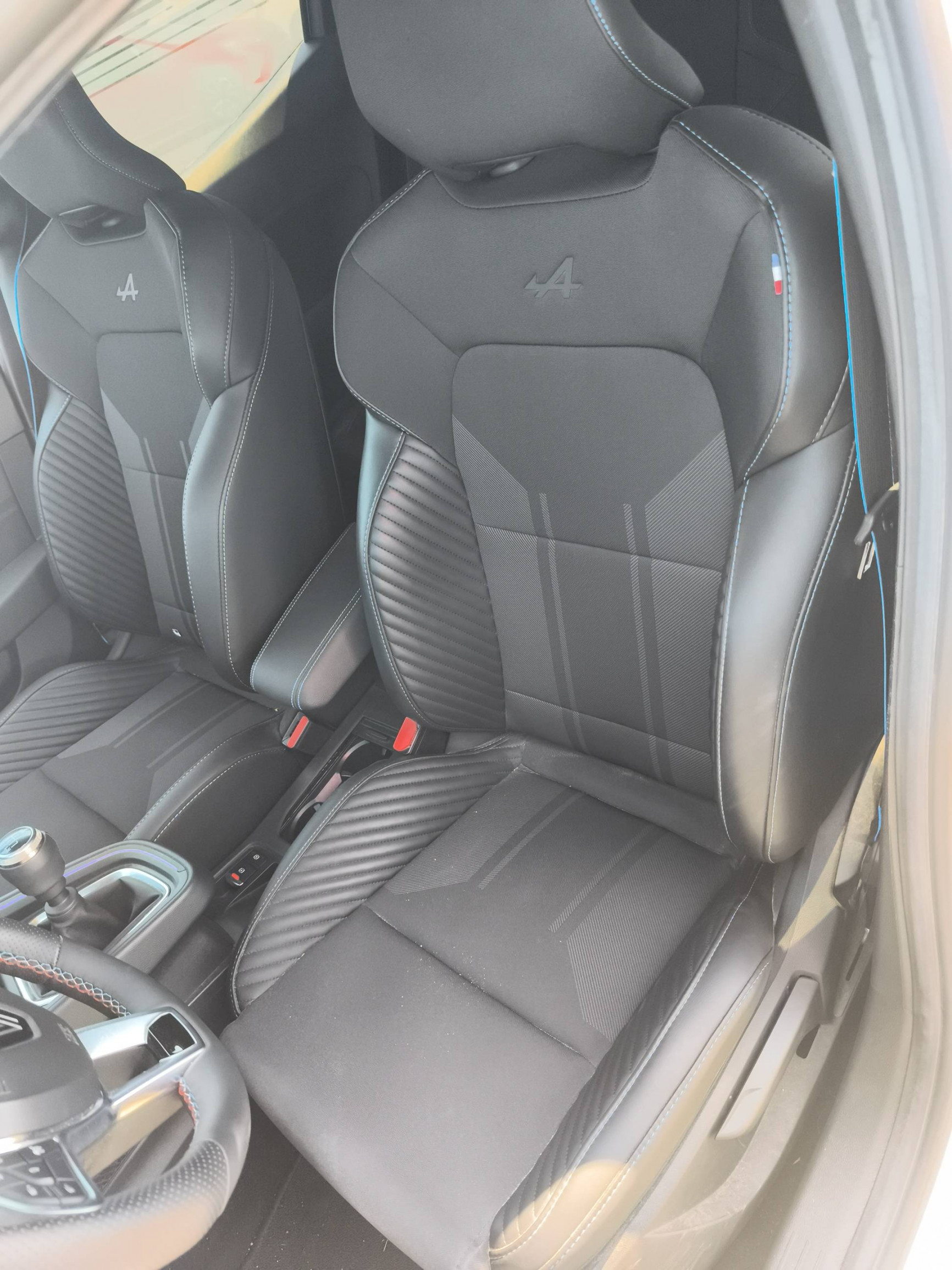 Vente en ligne Renault Clio 5 Clio TCe 90 au prix de 18 490 €