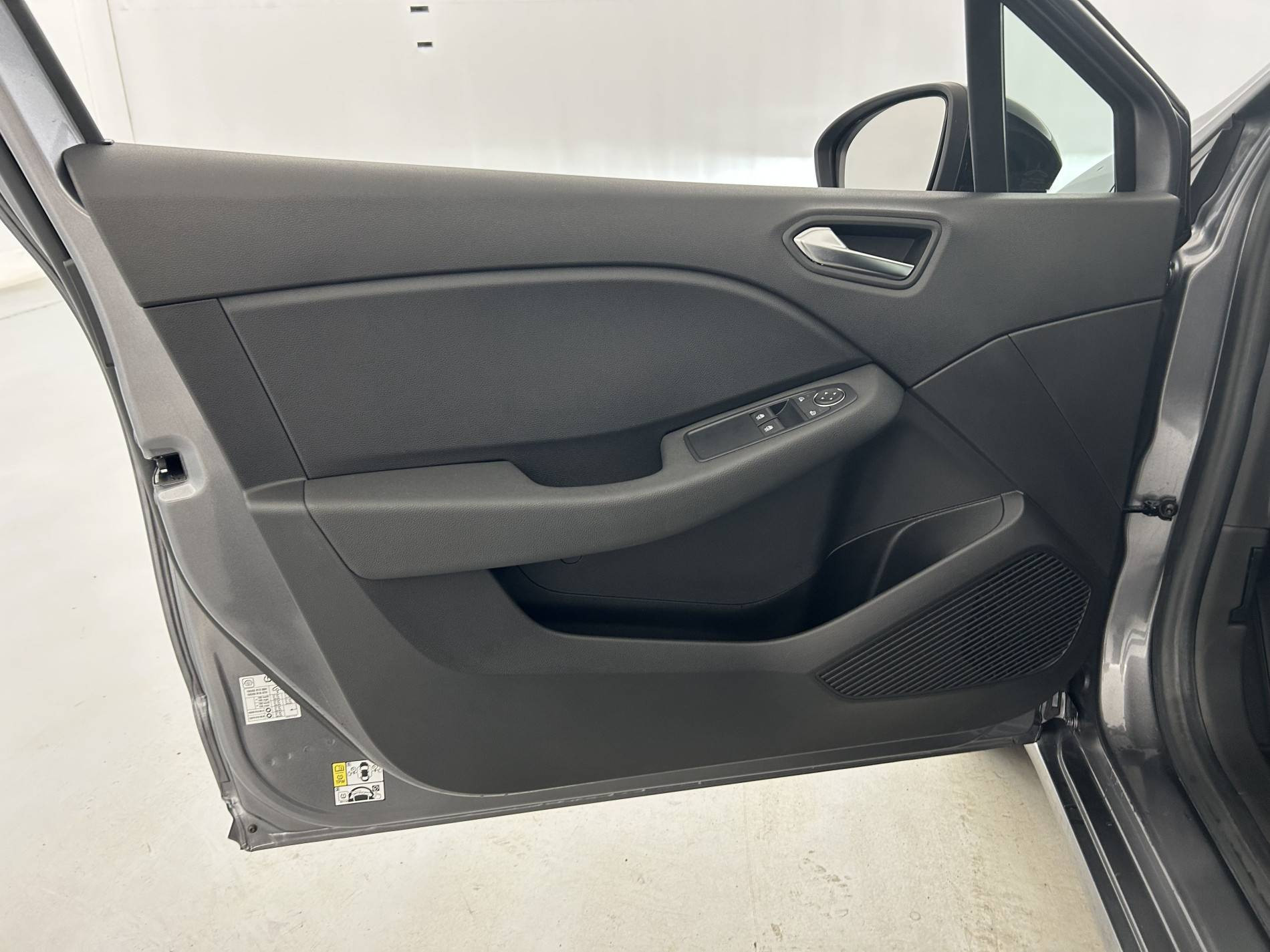 Vente en ligne Renault Clio 5 Clio TCe 90 au prix de 14 790 €