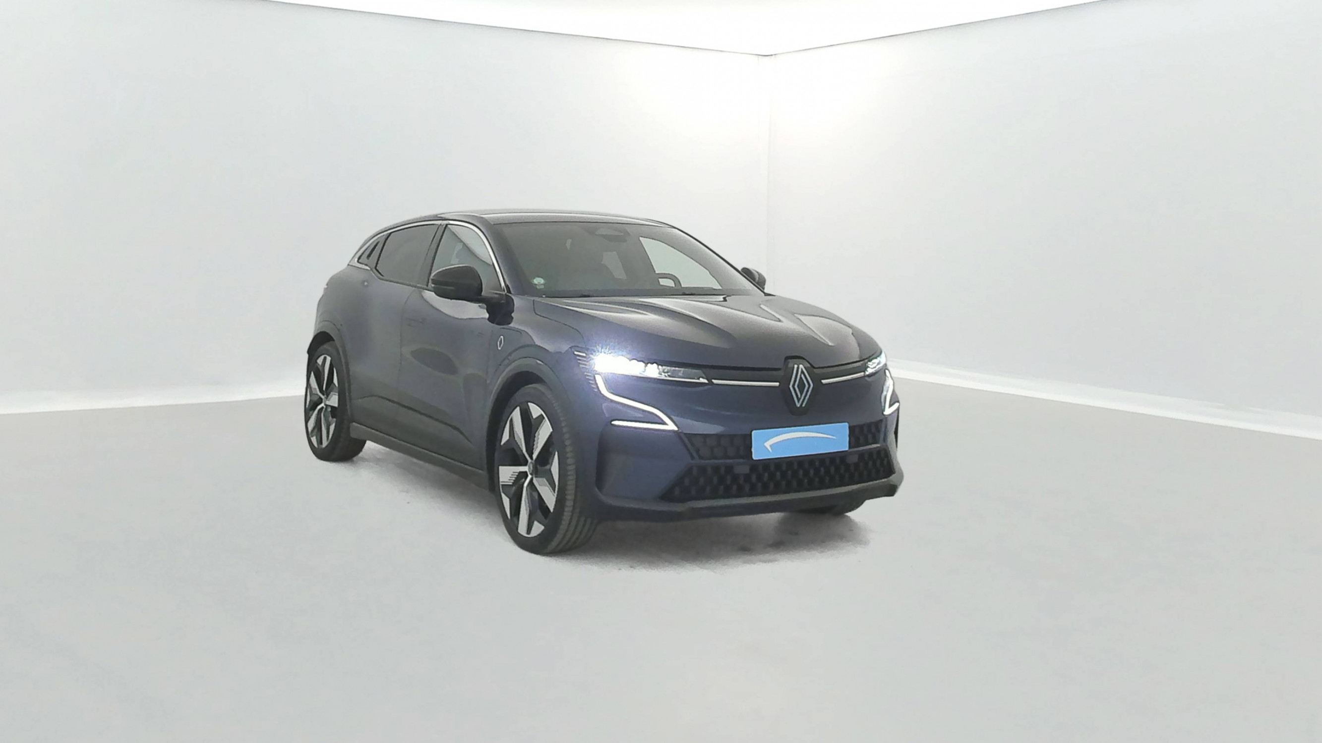 Vente en ligne Renault Megane E-Tech  EV60 220 ch super charge au prix de 24 990 €