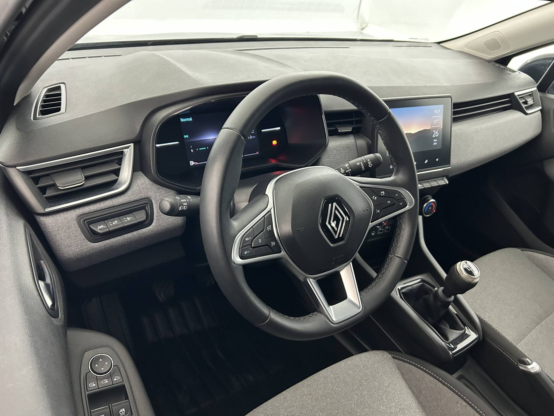 Vente en ligne Renault Clio 5 Clio TCe 90 au prix de 14 990 €